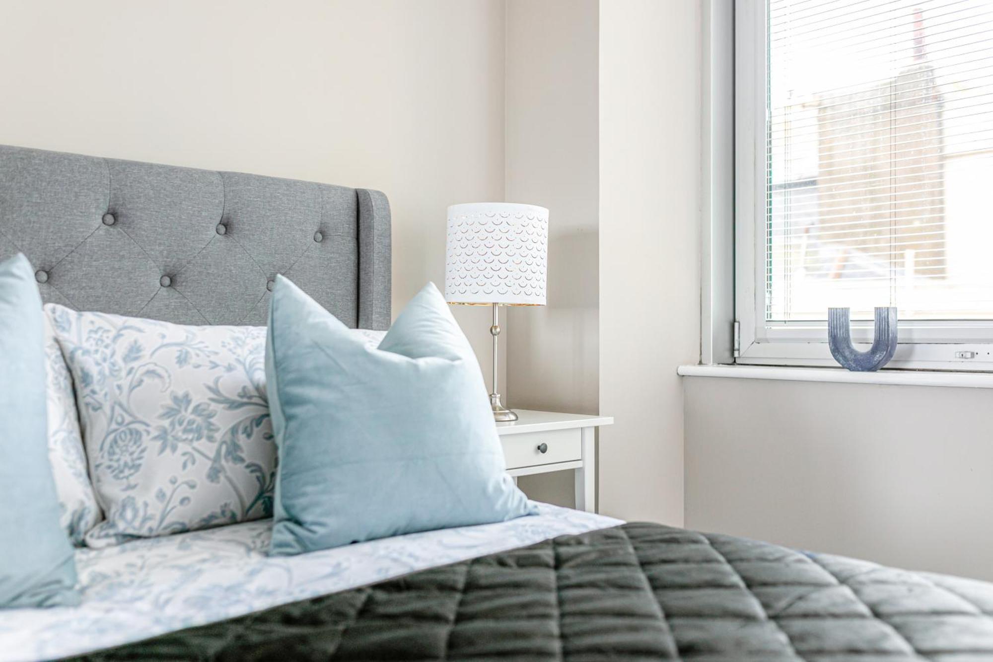 Airhost's Brighton's Diamond Escape With Sea Views *