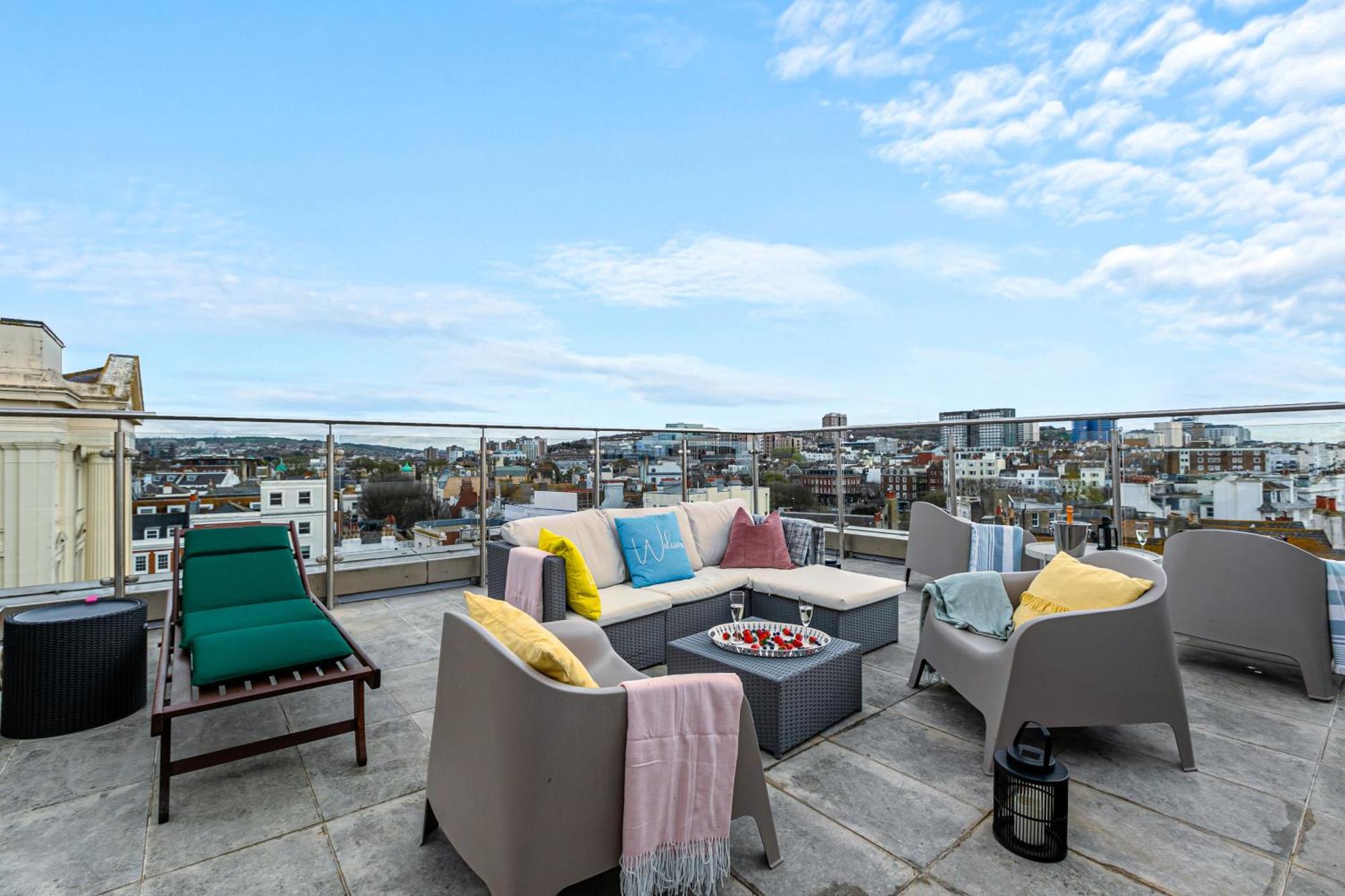 Airhost's Brighton's Diamond Escape With Sea Views Apartment