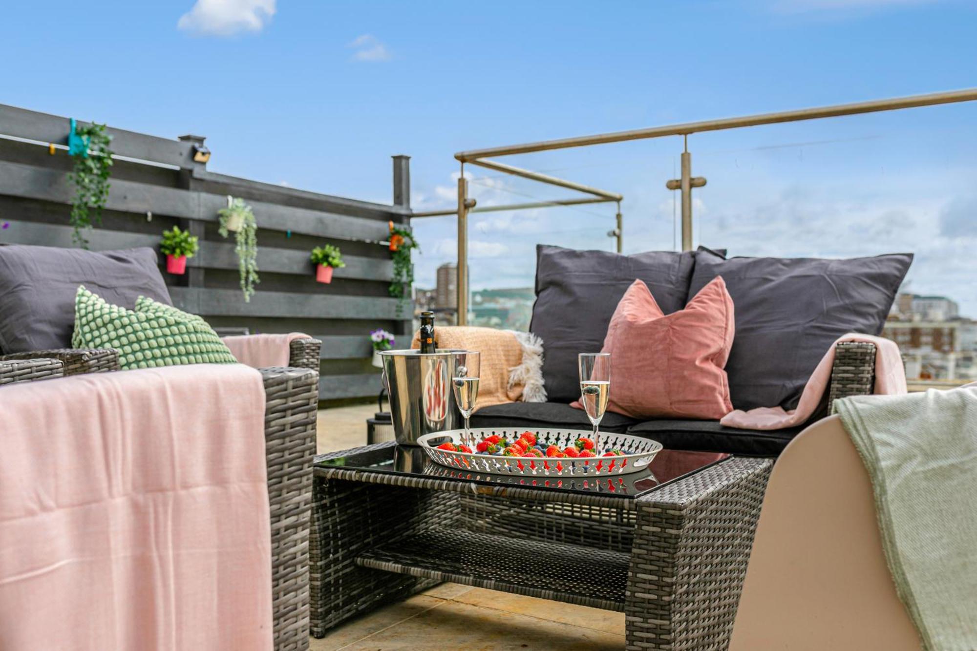 Airhost's Brighton's Diamond Escape With Sea Views Apartment Brighton