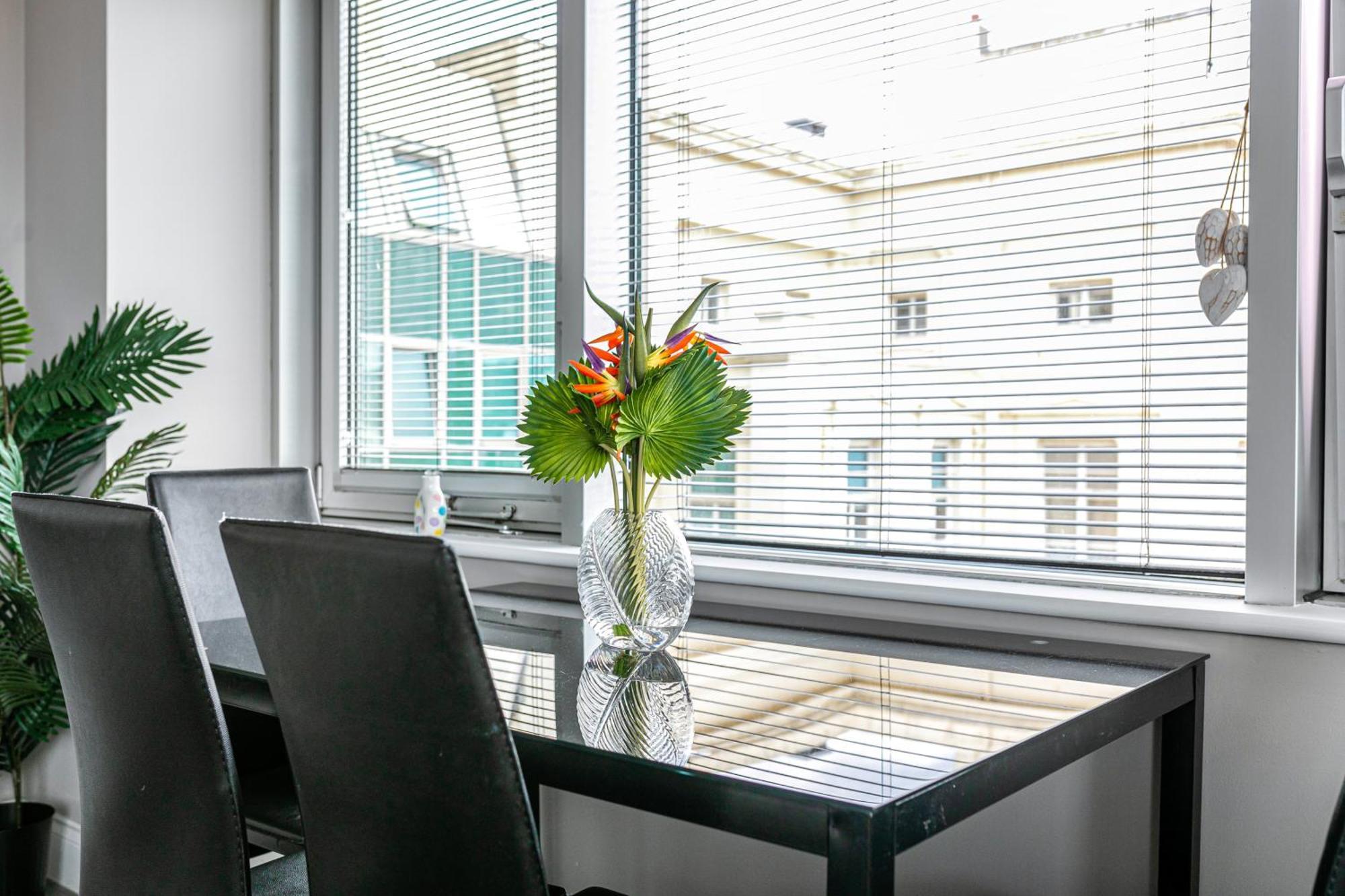 Apartment Airhost's Brighton's Diamond Escape With Sea Views *