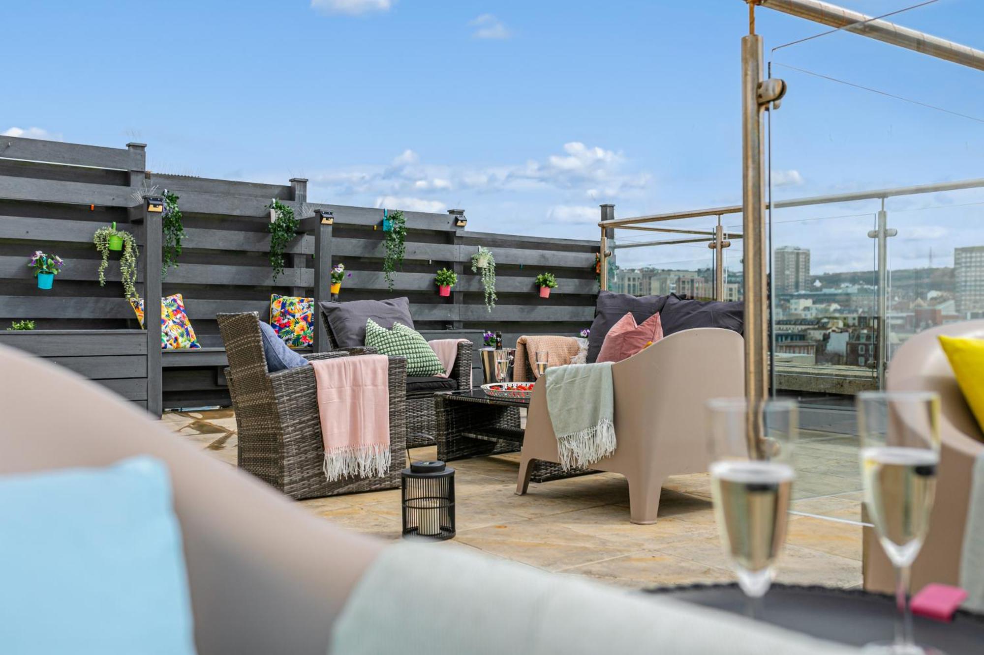 Airhost's Brighton's Diamond Escape With Sea Views * Brighton
