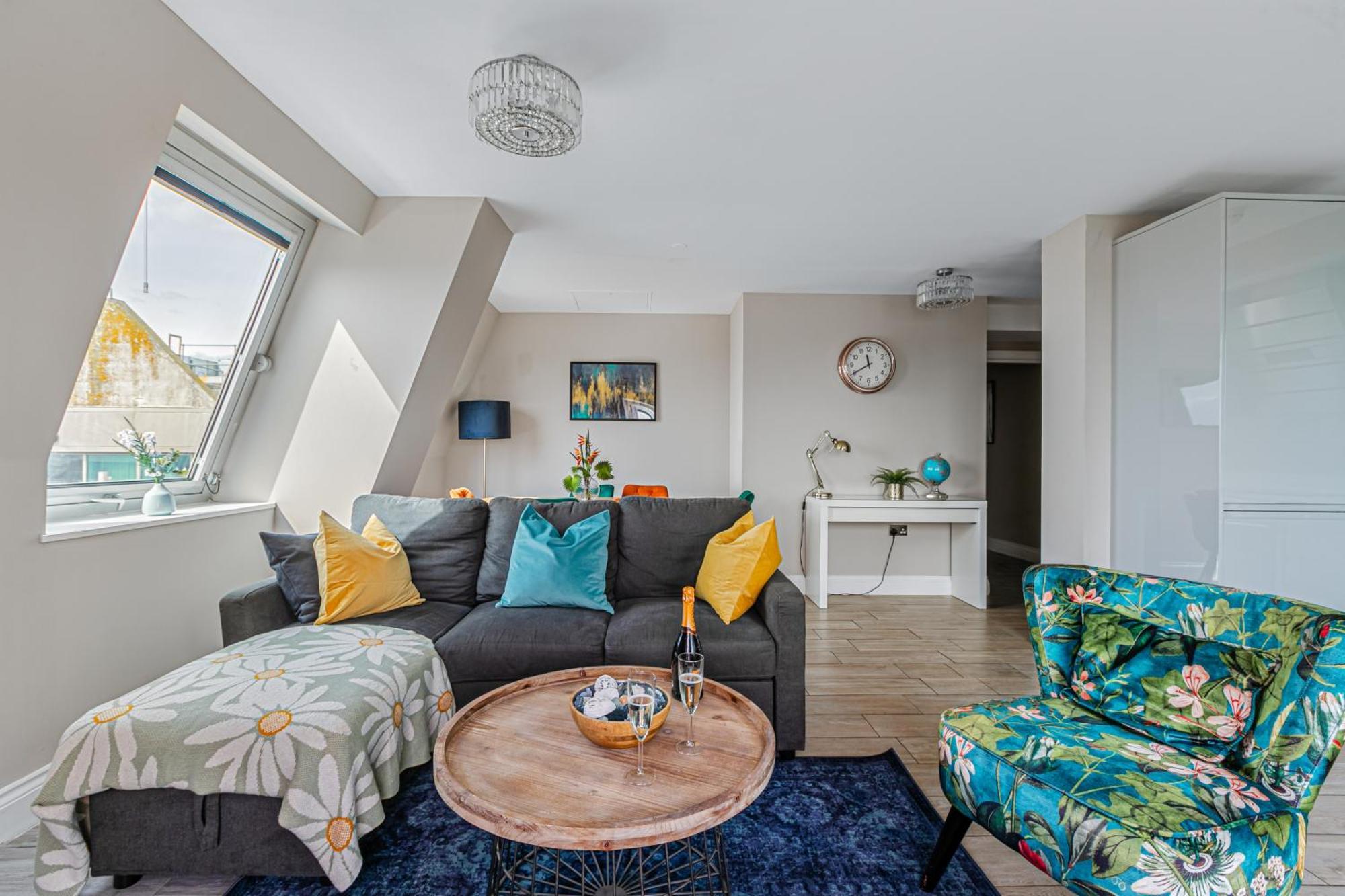 Airhost's Brighton's Diamond Escape With Sea Views Apartment Brighton