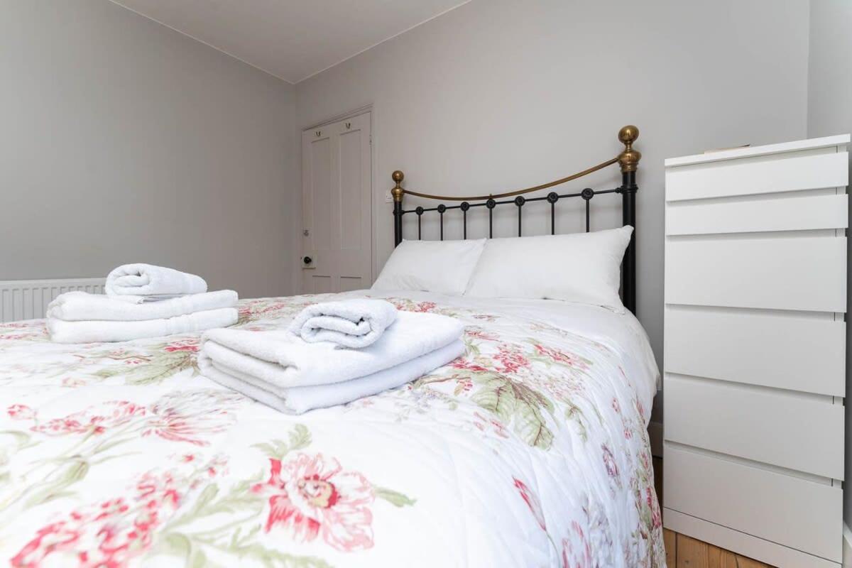 Holiday home Host & - Grove Townhouse