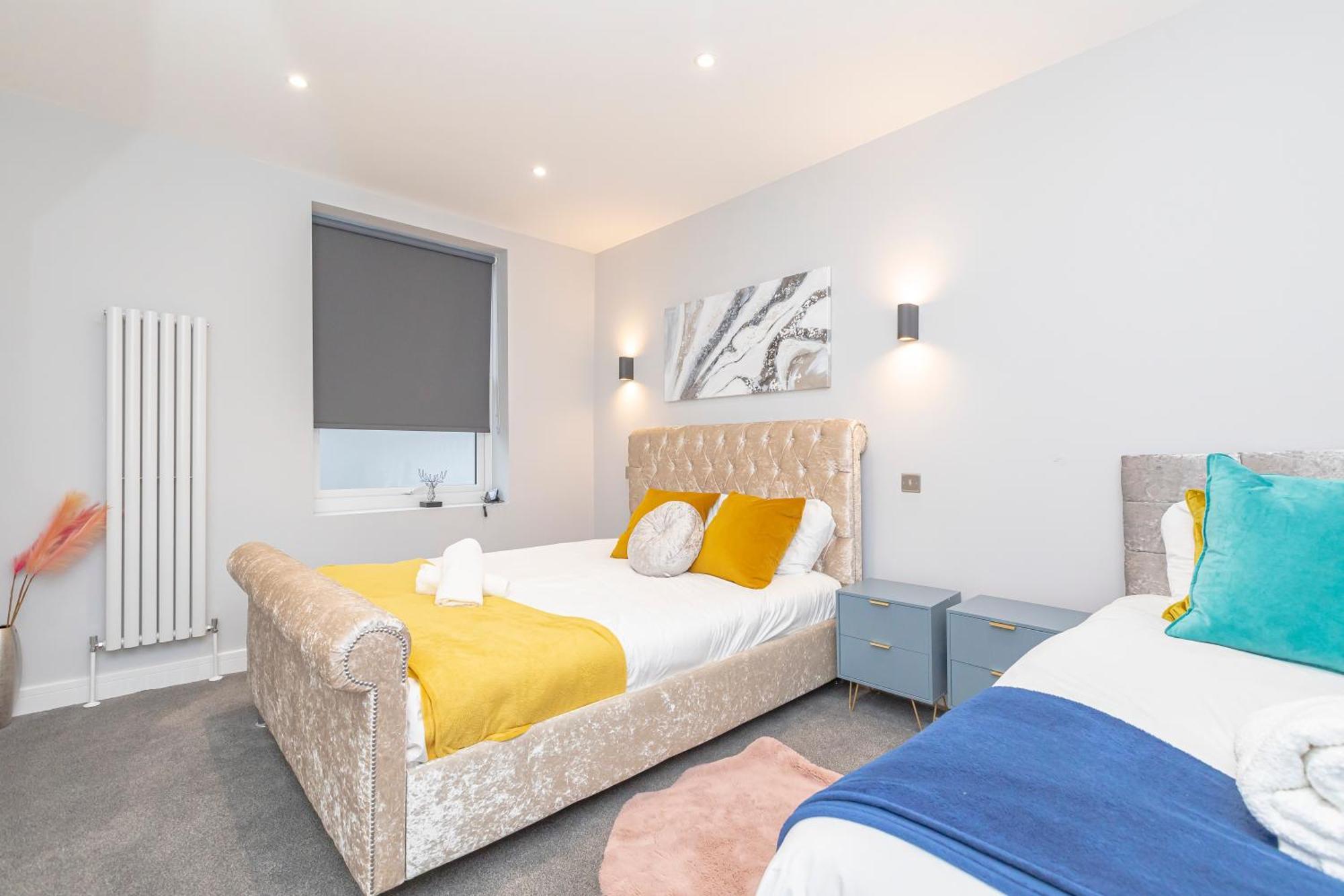 Apartment Flash Sales Offer - Any Week Day No Minimum Night Restrictions Centre Seafront 1 Bedroom Flat Bn133duk02