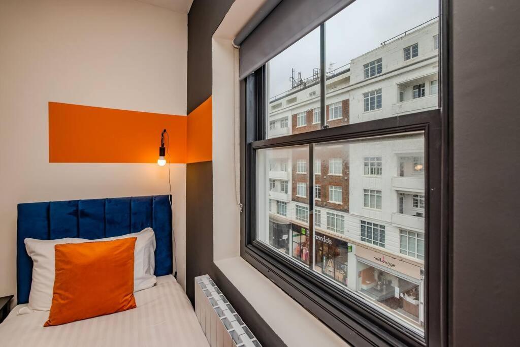 Three Bedroom Flat 2 Bathrooms I Super Locationi Next To * Brighton