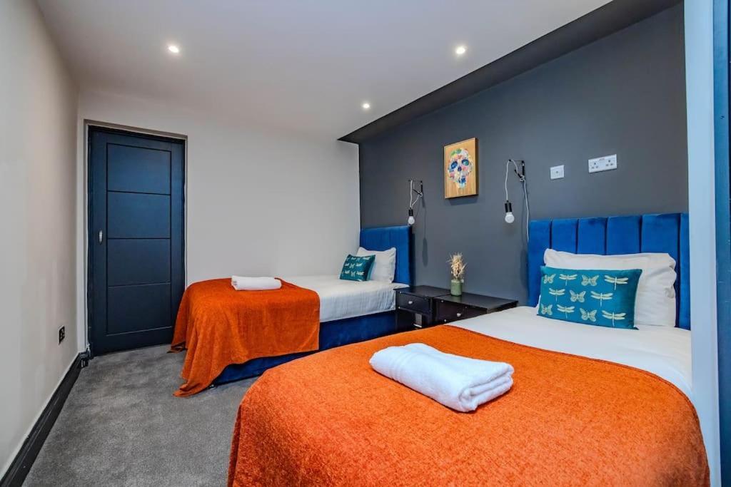 Apartment Three Bedroom Flat 2 Bathrooms I Super Locationi Next To Brighton