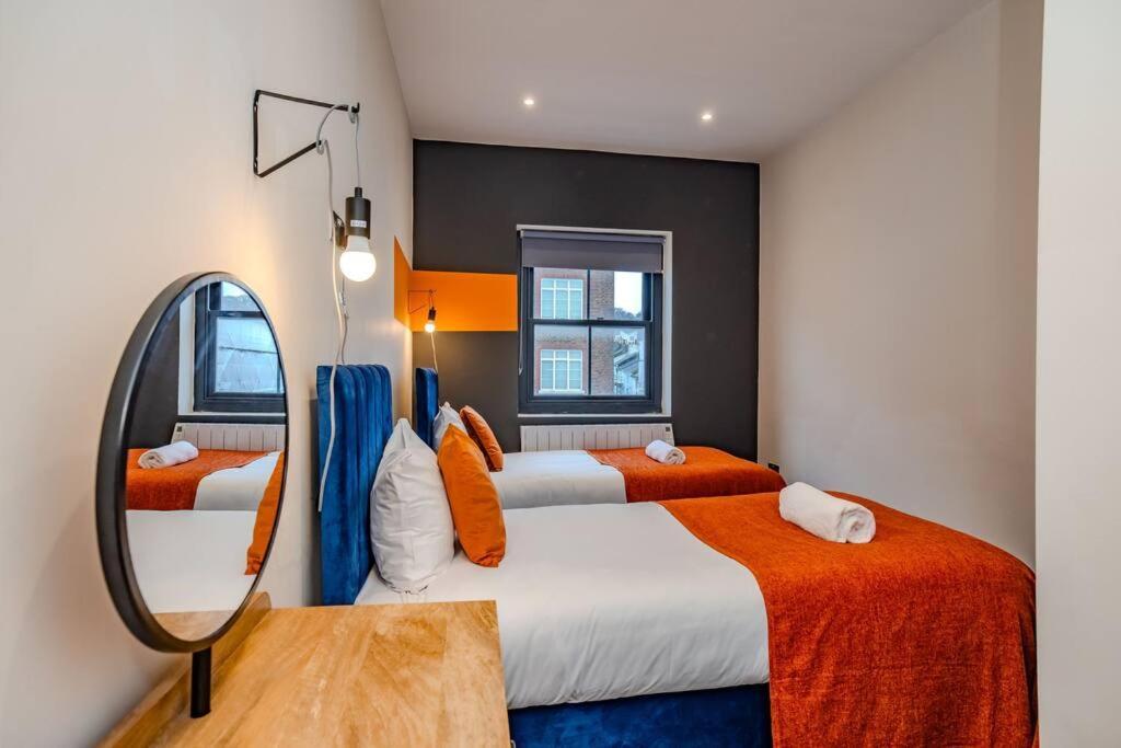 Apartment Three Bedroom Flat 2 Bathrooms I Super Locationi Next To Brighton