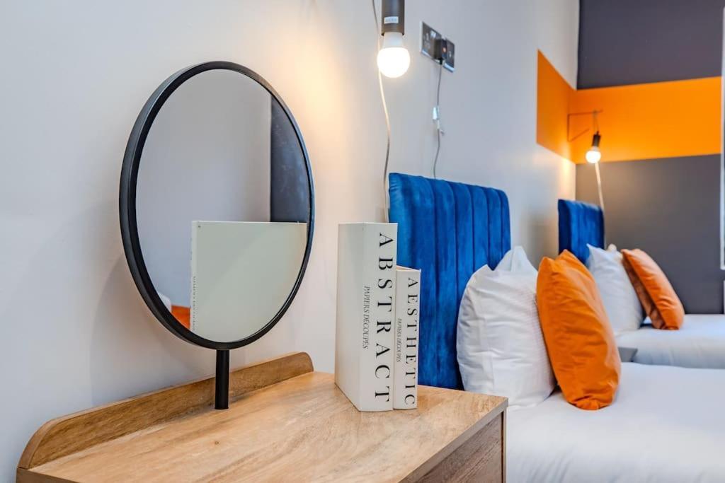 Three Bedroom Flat 2 Bathrooms I Super Locationi Next To Brighton