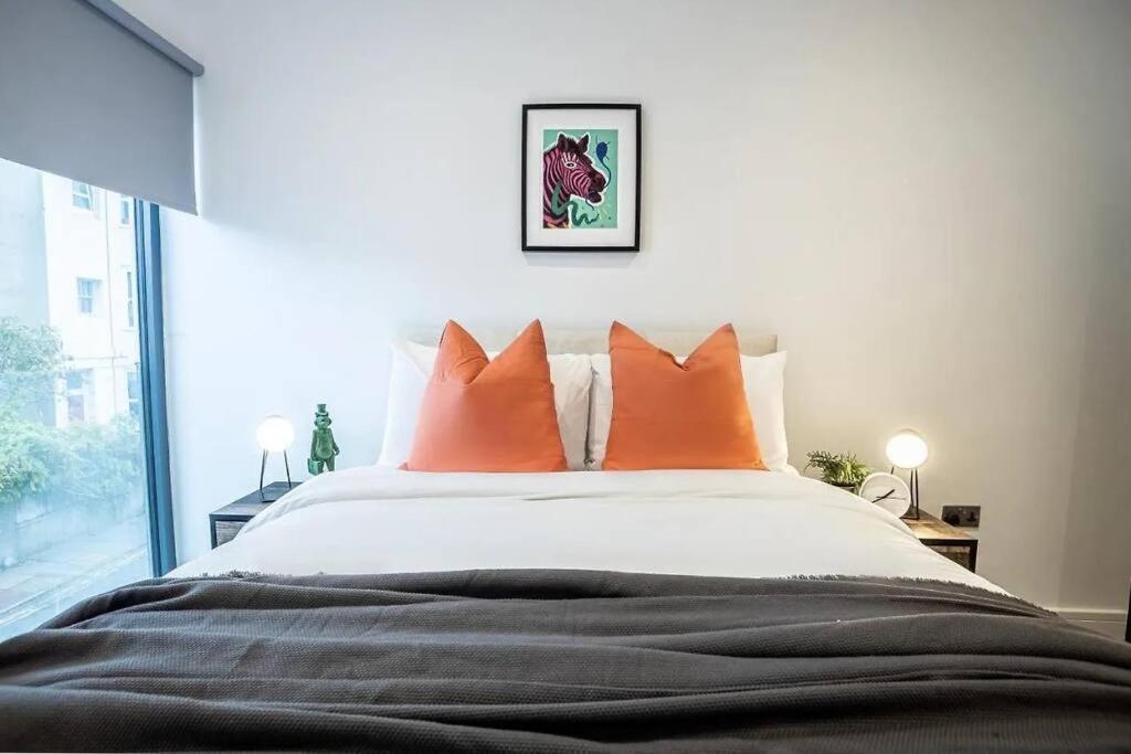 Apartment Charming 2 Bedroom Flat I Next To Station Brighton