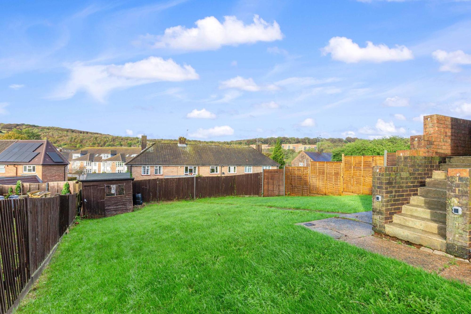 Luxury 3 Bedroom In *