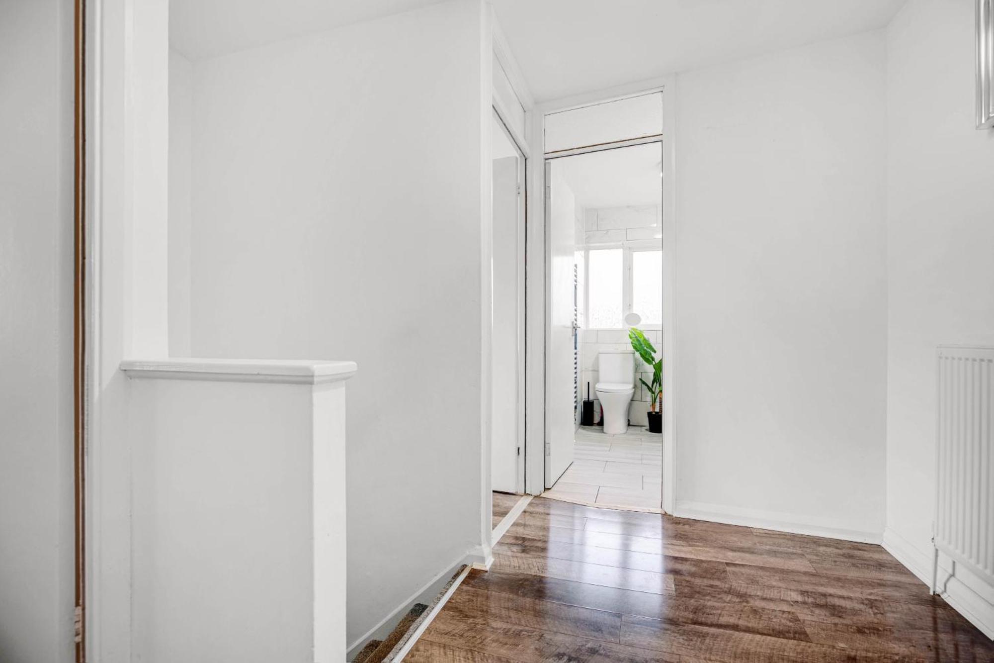 Luxury 3 Bedroom In *