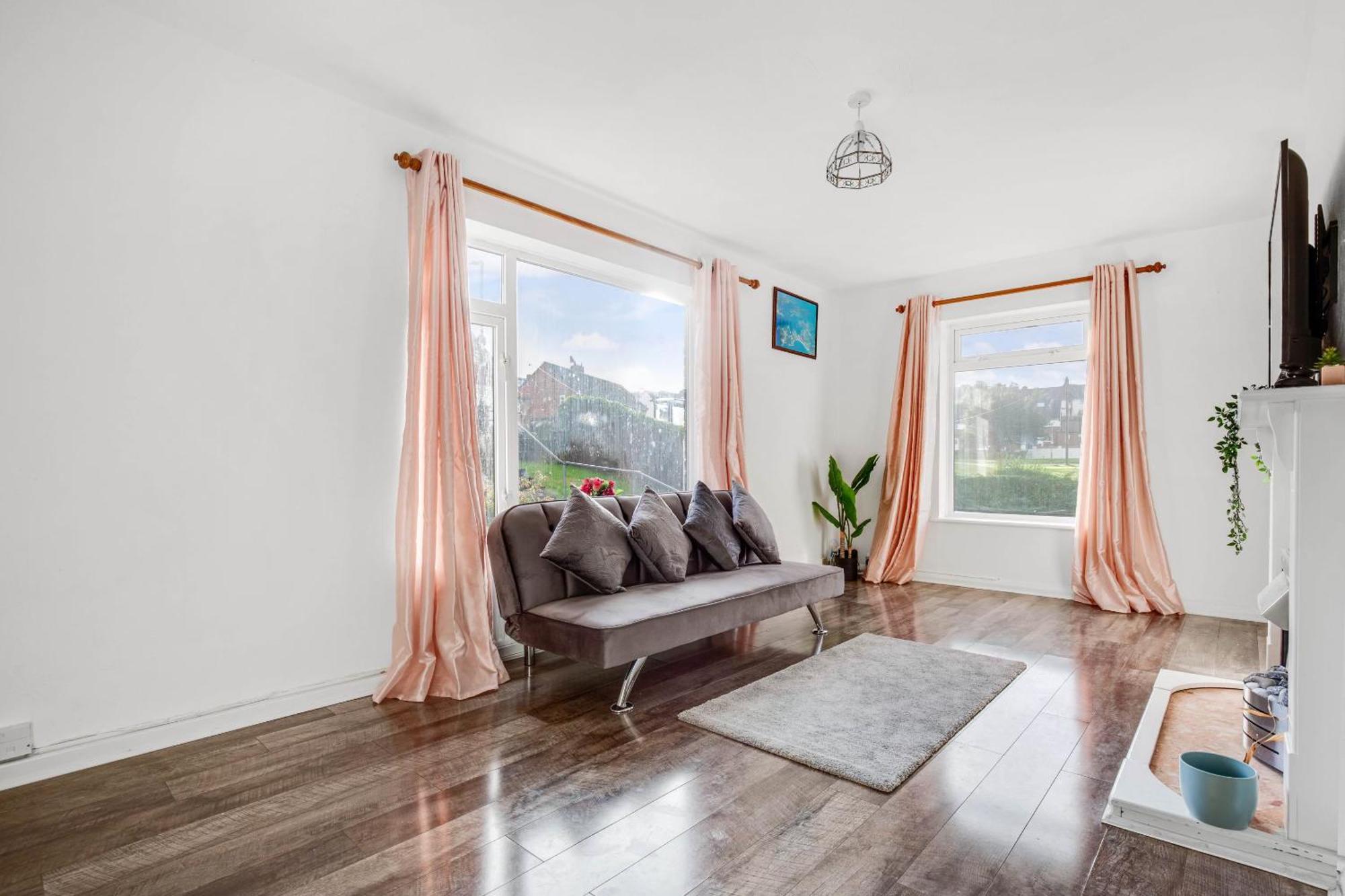Luxury 3 Bedroom In Holiday home