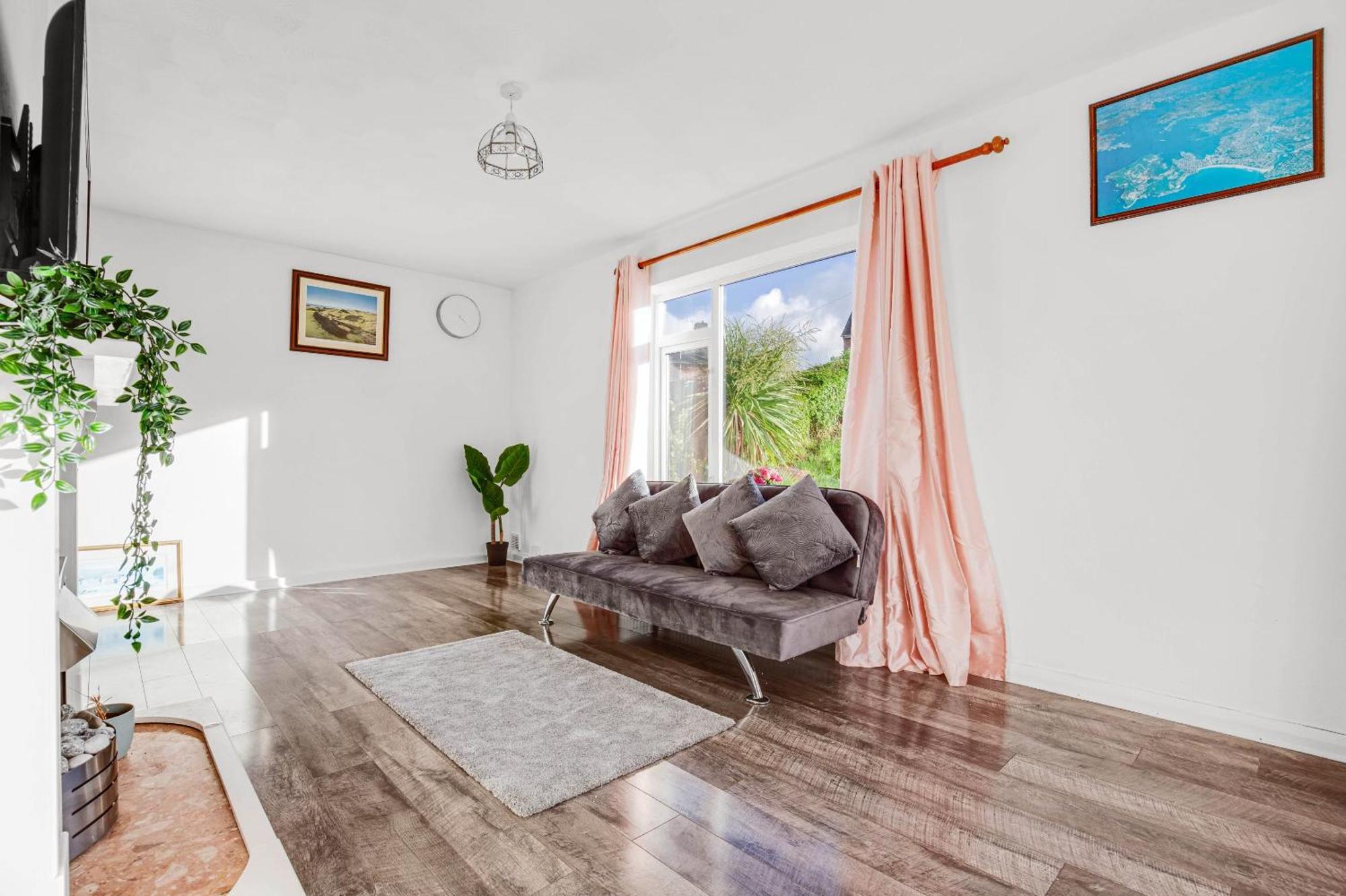 Luxury 3 Bedroom In