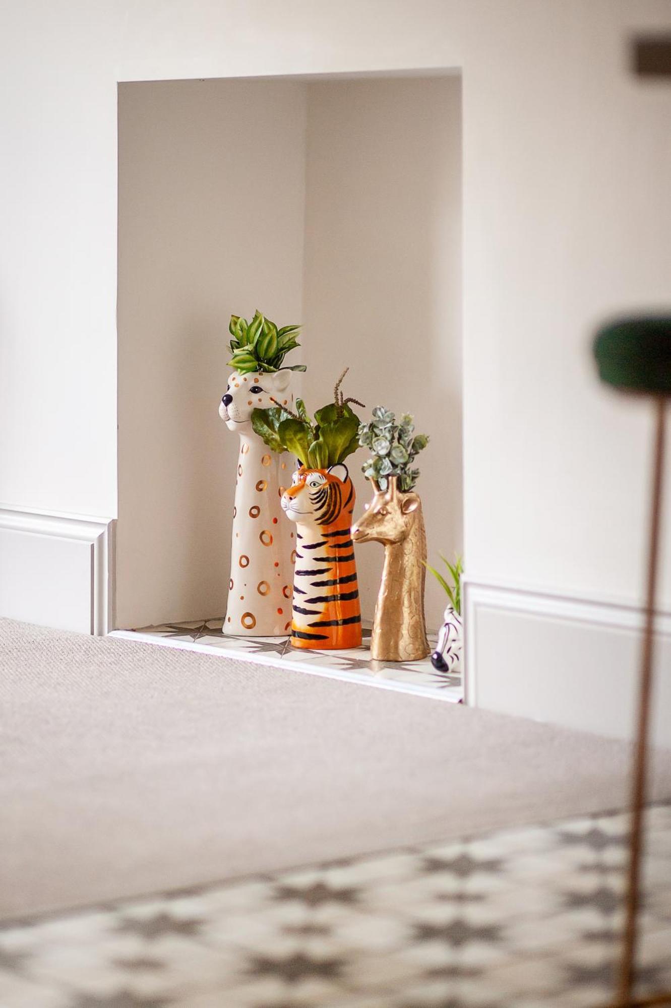 Apartment Beautiful, Central, 3 Min Walk From Beach, 2 King Doubles Brighton