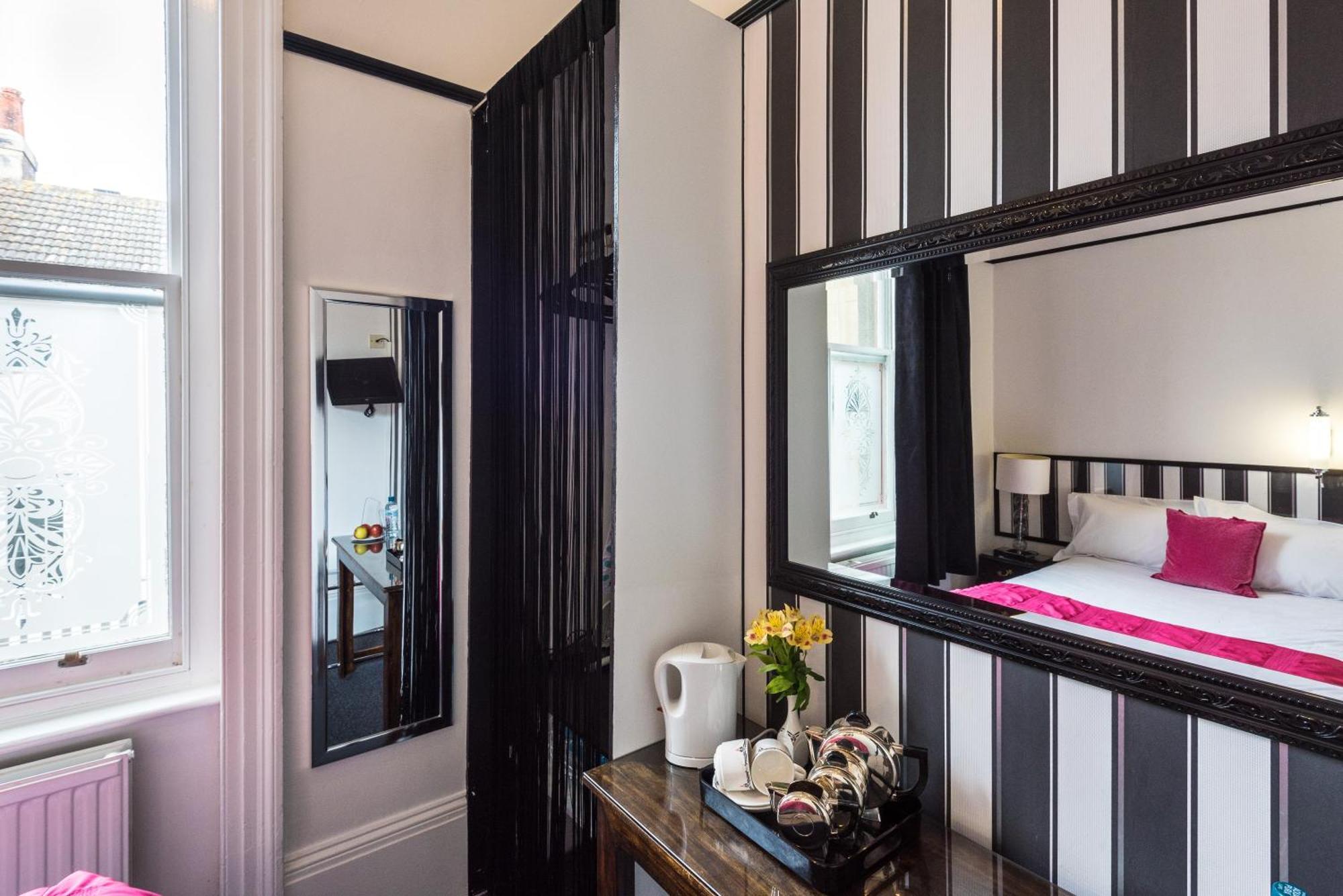 Paskins Town House Bed & Breakfast Brighton