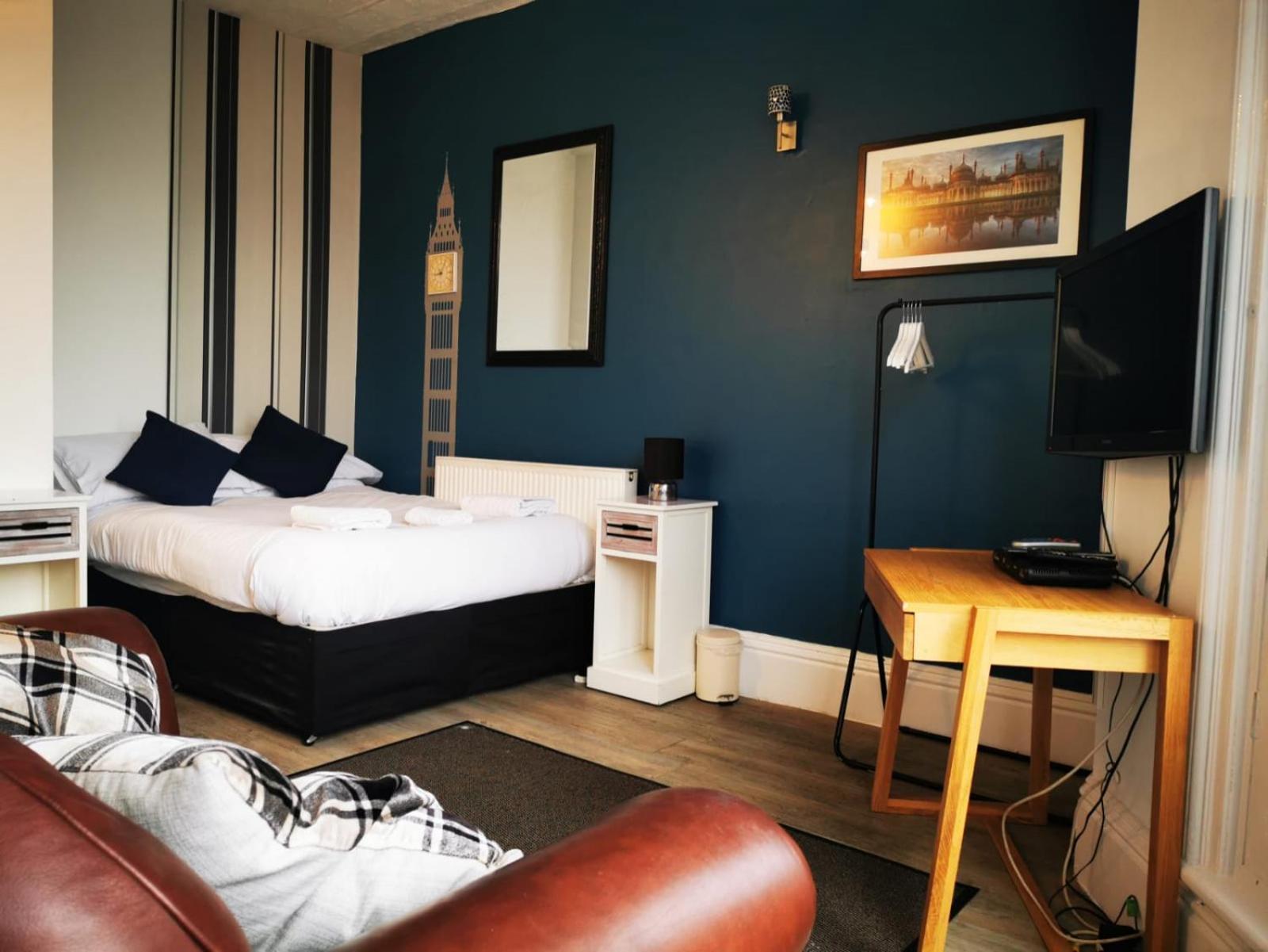 Kipps Guest house 3*