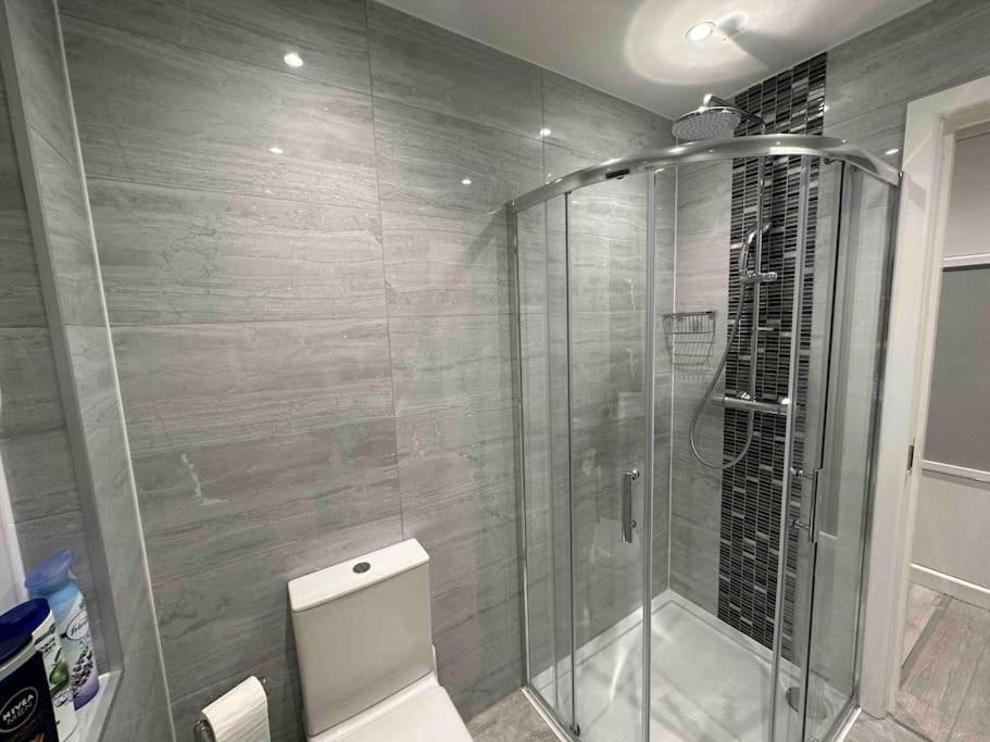 Private Home, Great Location