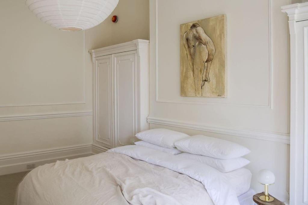 Stylish Mansion - Seaviews - Free Parking Apartment *