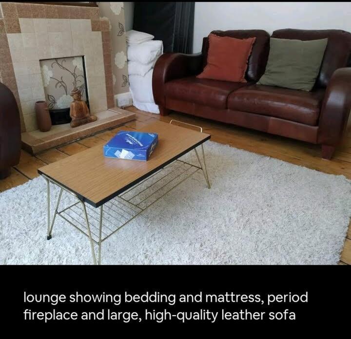 Spacious 2 Bed Maisonette Near Town, That Sleeps 6 Apartment
