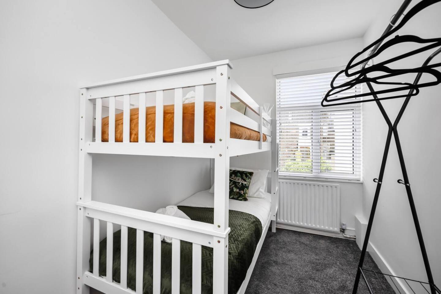 Apartment Pass The Keys Totland Road Haven Entire Brighton