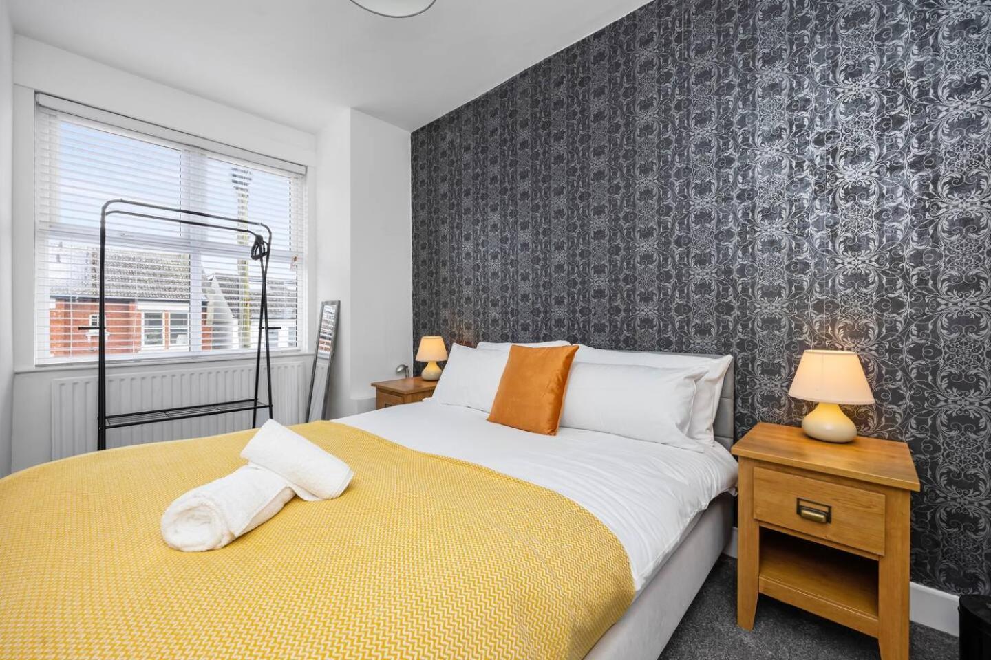 Apartment Pass The Keys Totland Road Haven Entire *