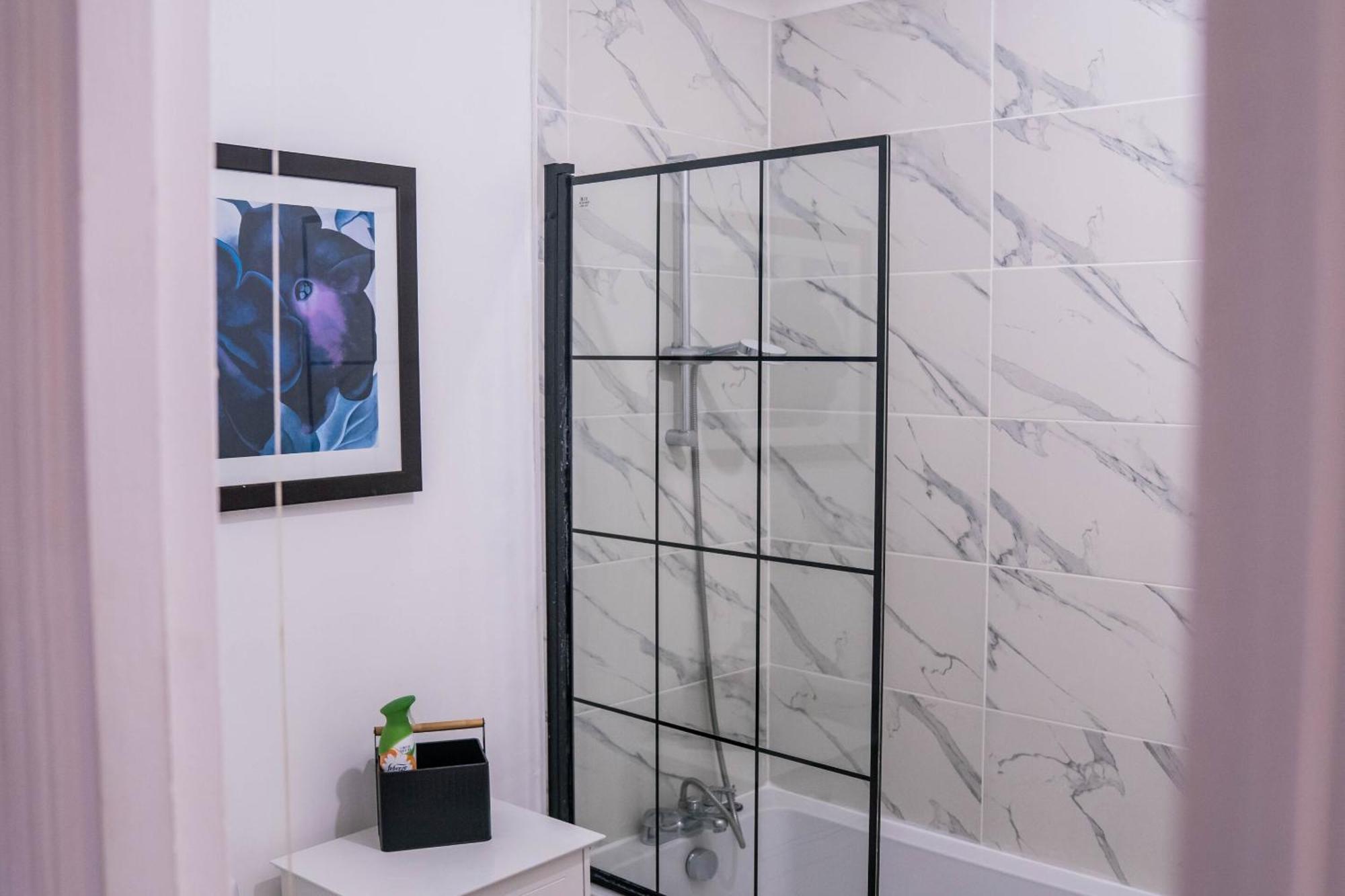 Noble Nooks - Art And Comfort At The Station * Brighton