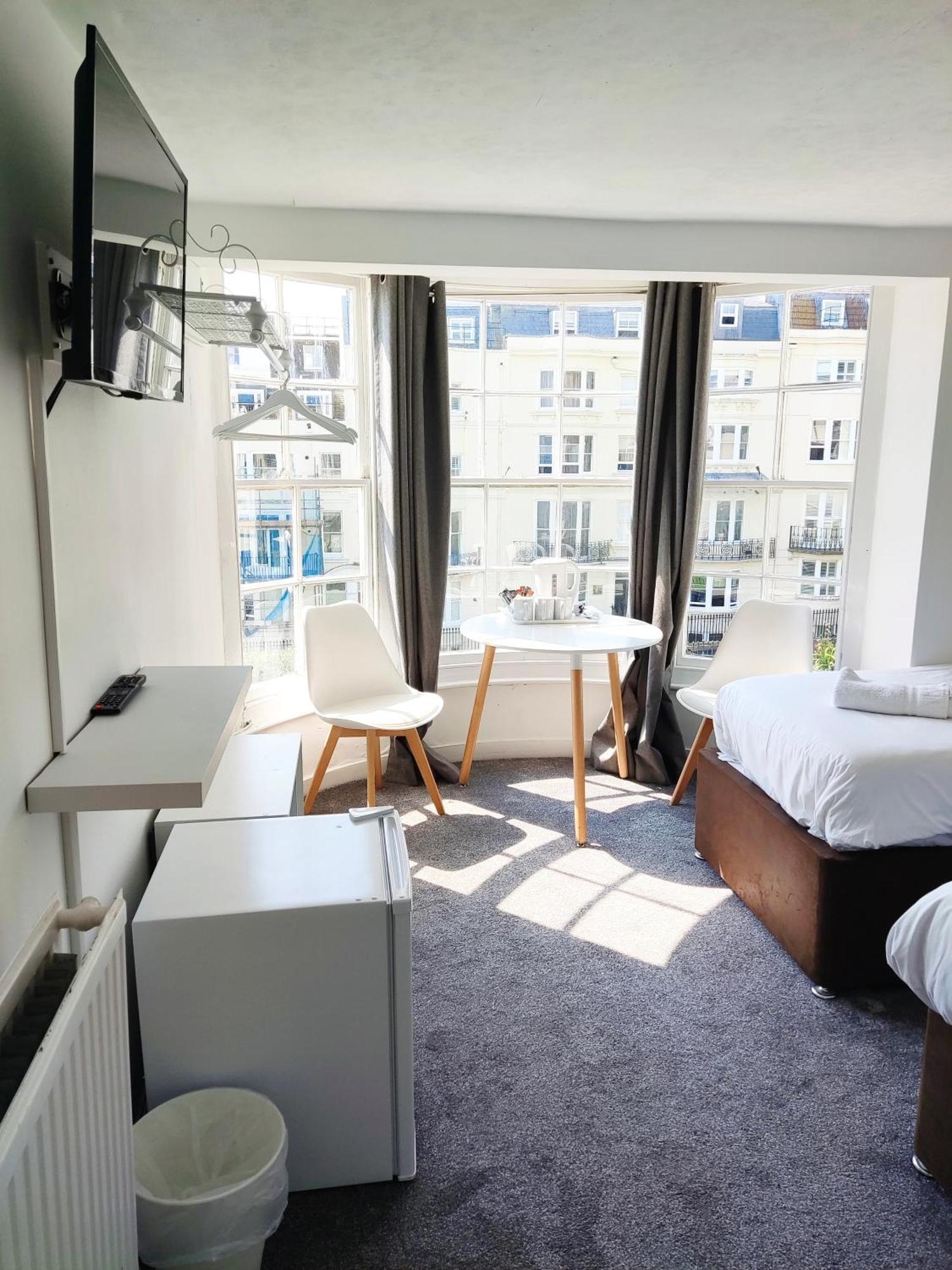 Wave Guest house