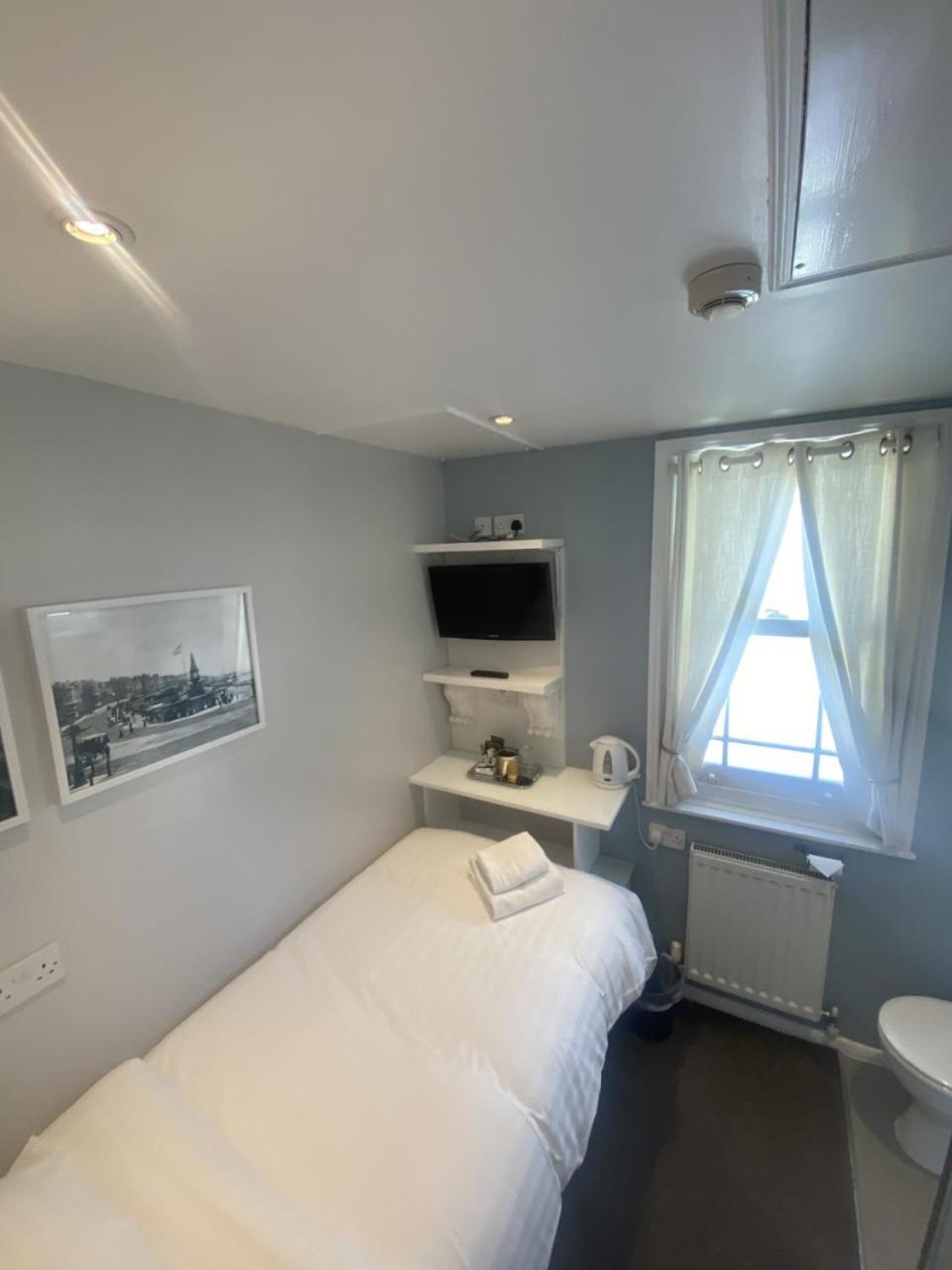 Innit Blue Sky Guest house 3*