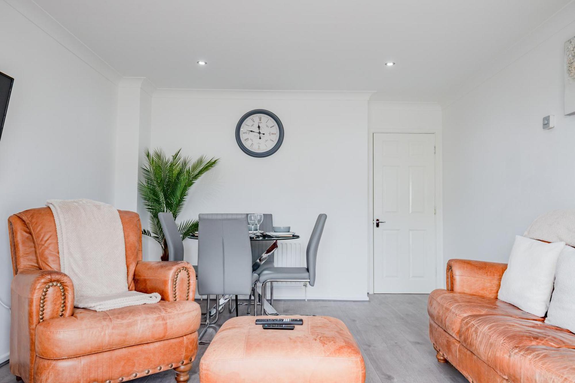 Apartment Guest Homes - Araminta