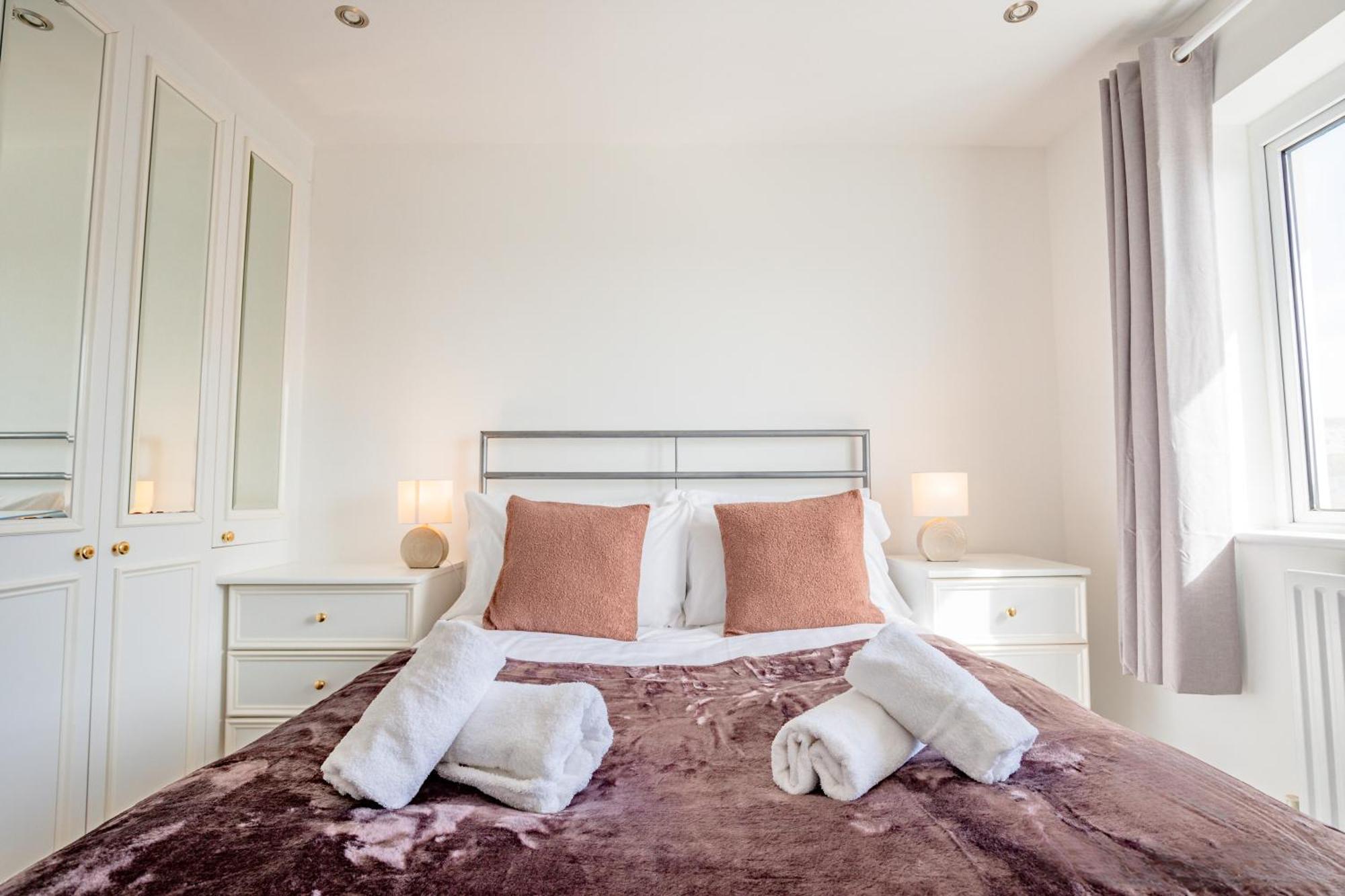 Apartment Guest Homes - Araminta Brighton