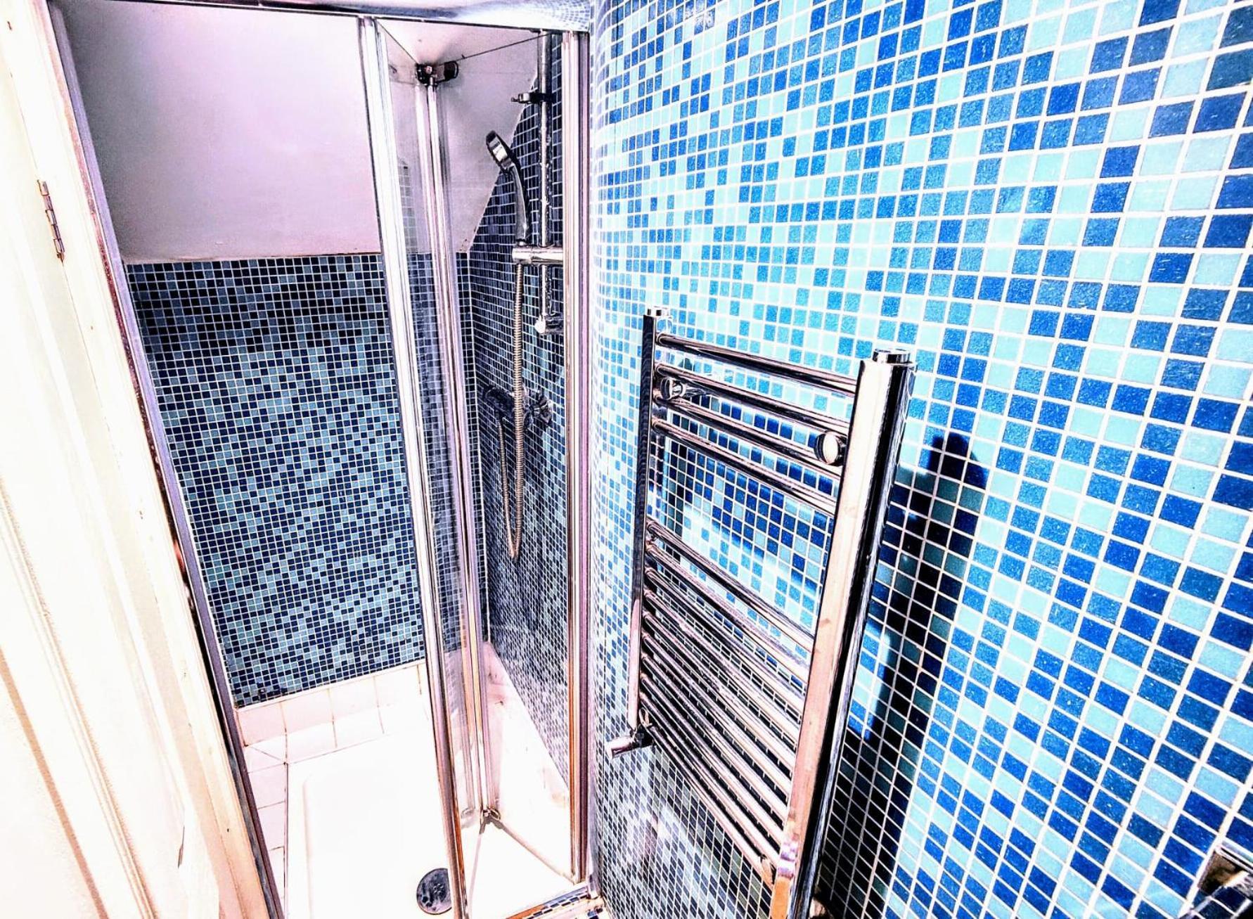 Great Entire 2 Bedroom - Apartment