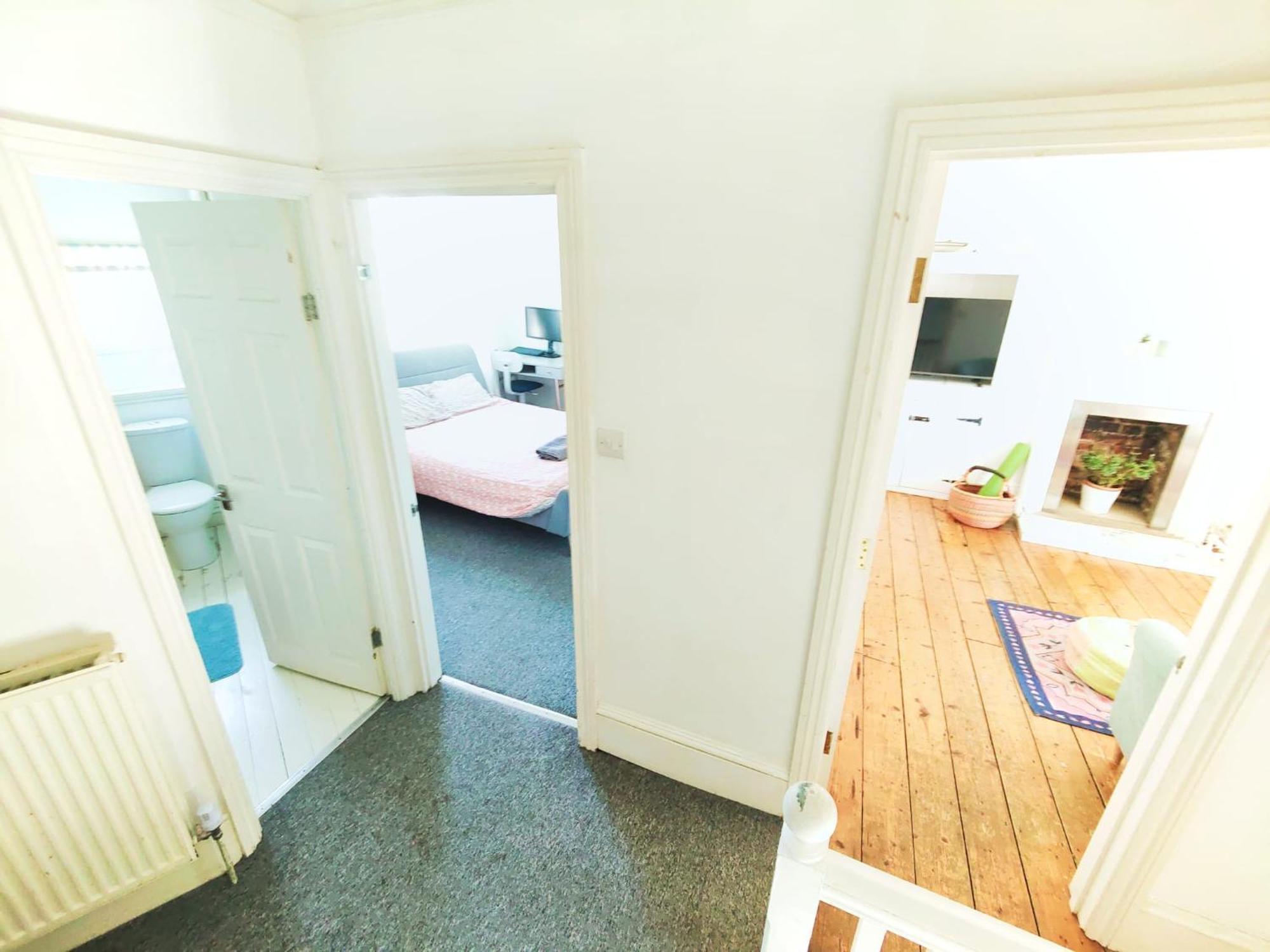Great Entire 2 Bedroom - Apartment *