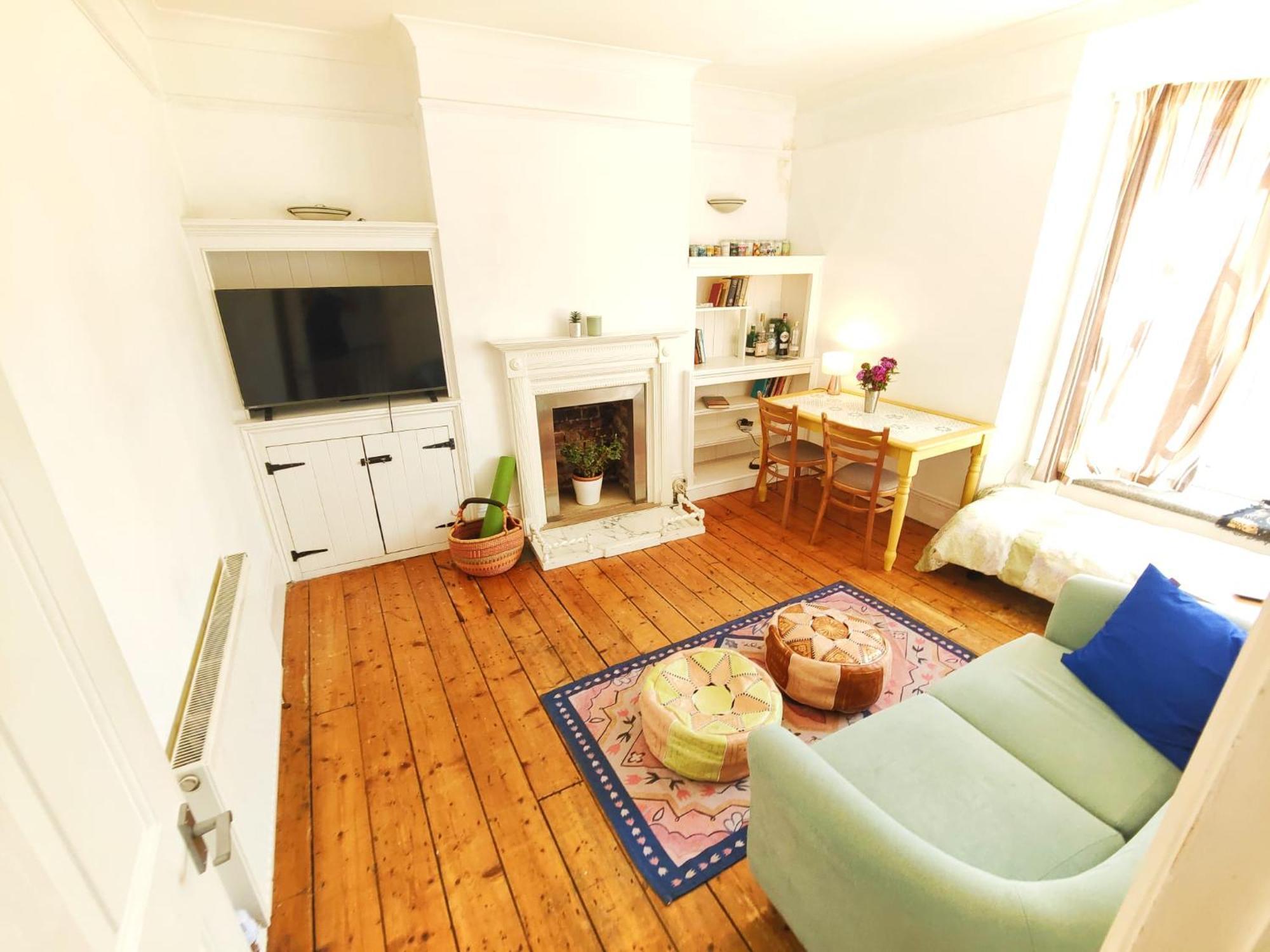 Great Entire 2 Bedroom - Apartment Brighton