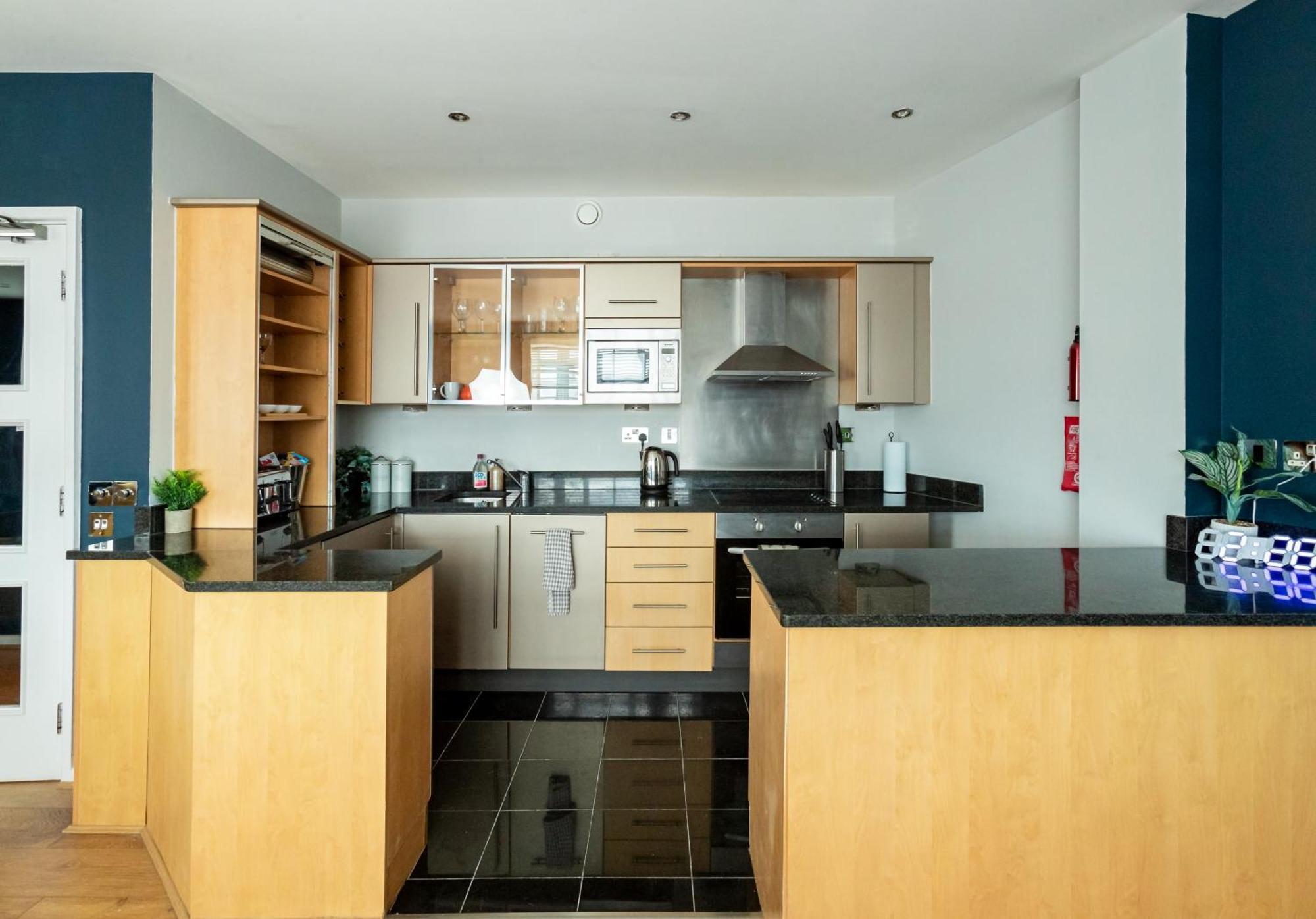 Apartment Executive Apartment, *