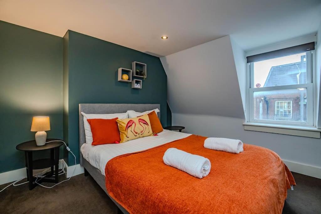 Super Three Bedroom Flat I Next To I Sleep 9 Guests Apartment Brighton