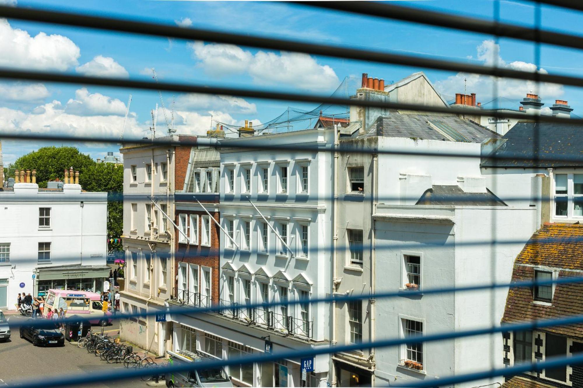 Airhost's Brighton's Diamond Escape With Sea Views * Brighton