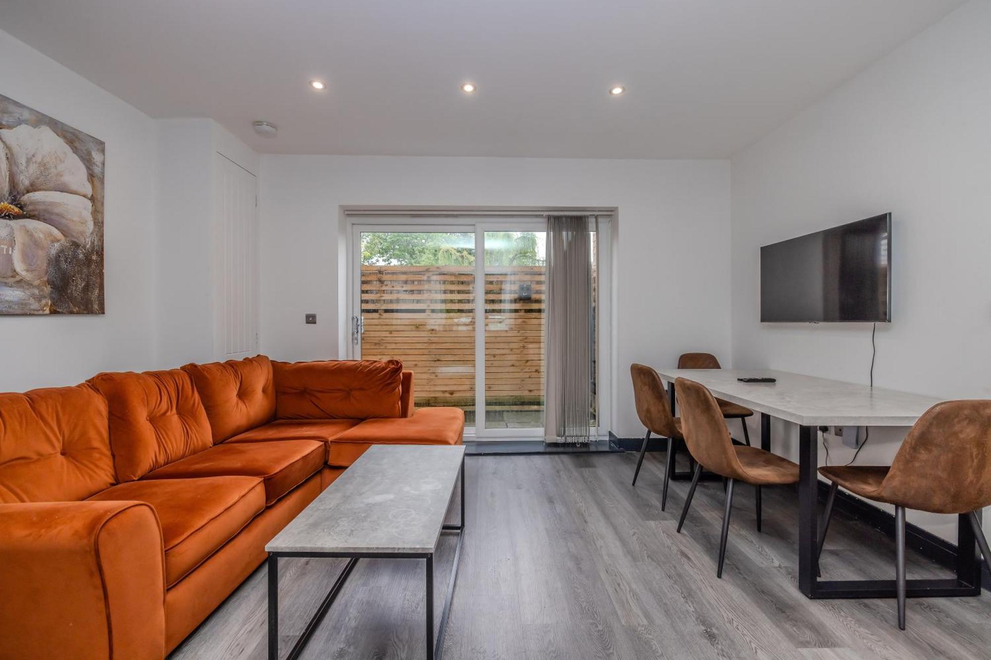 3 Bedroom Flat Bn340awil Holiday home