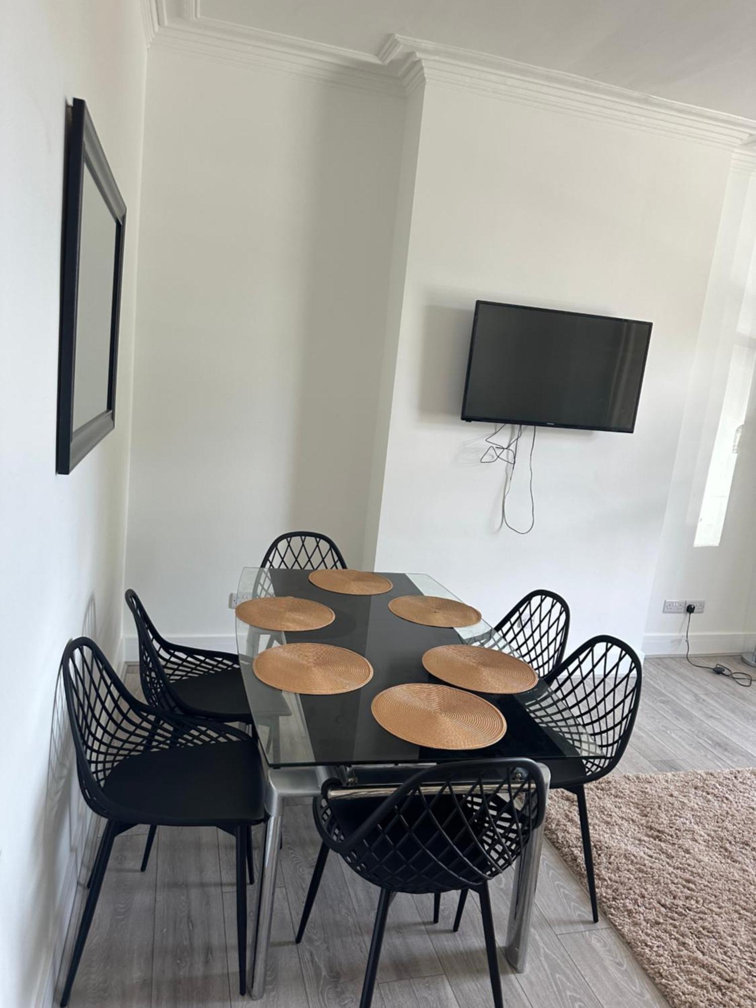 Apartment Stunning 3 Bedroom With Garden Brighton
