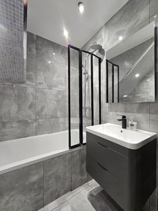 Flash Sale Kemptown 4 Bedroom Flat Bn224beat *