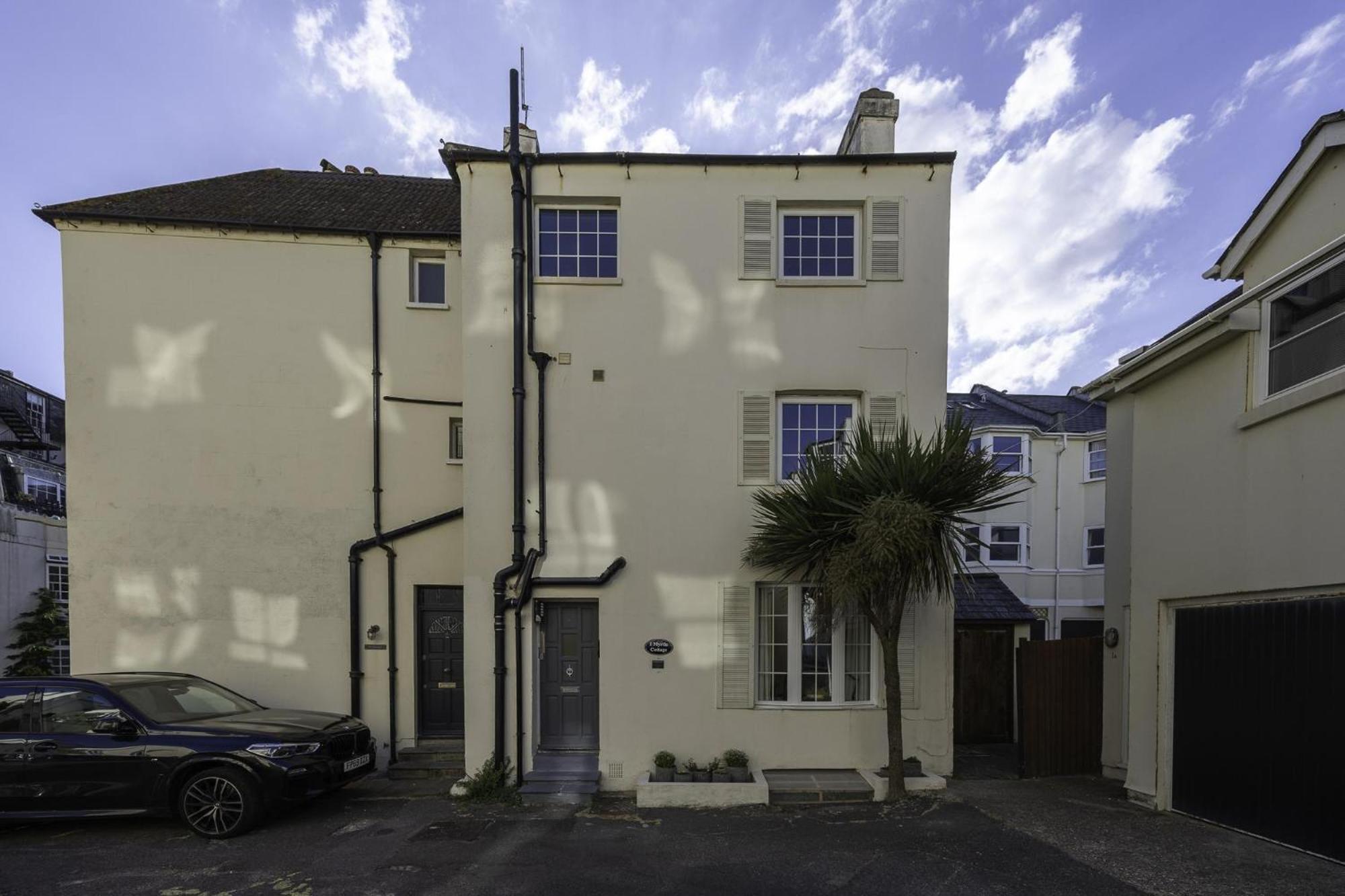 Myrtle With Free Parking By My Getaways Holiday home Brighton