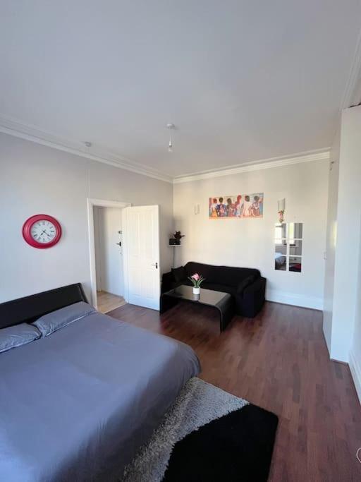 The Palm Apartment Brighton