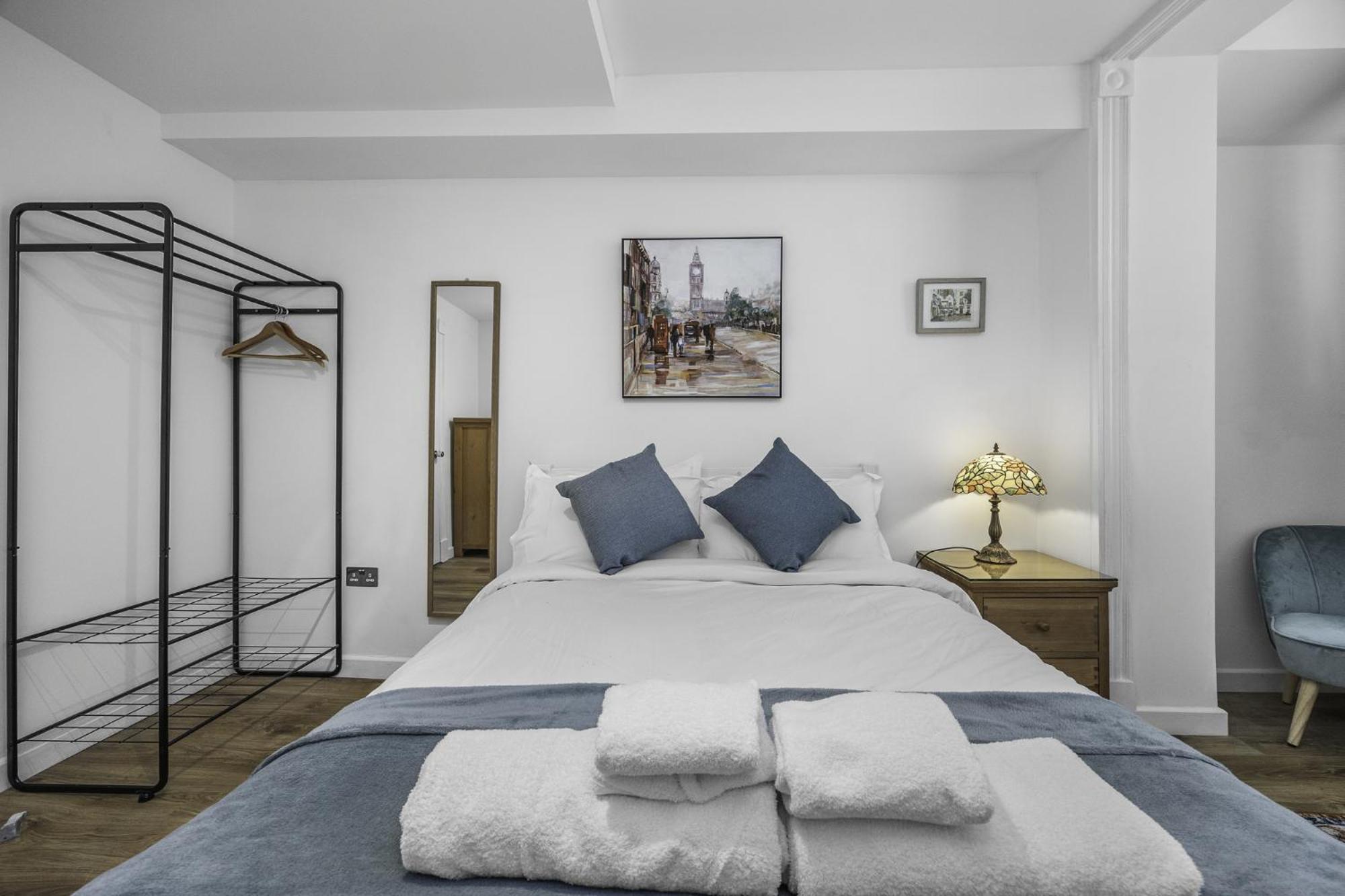 Apartment Upper Rock