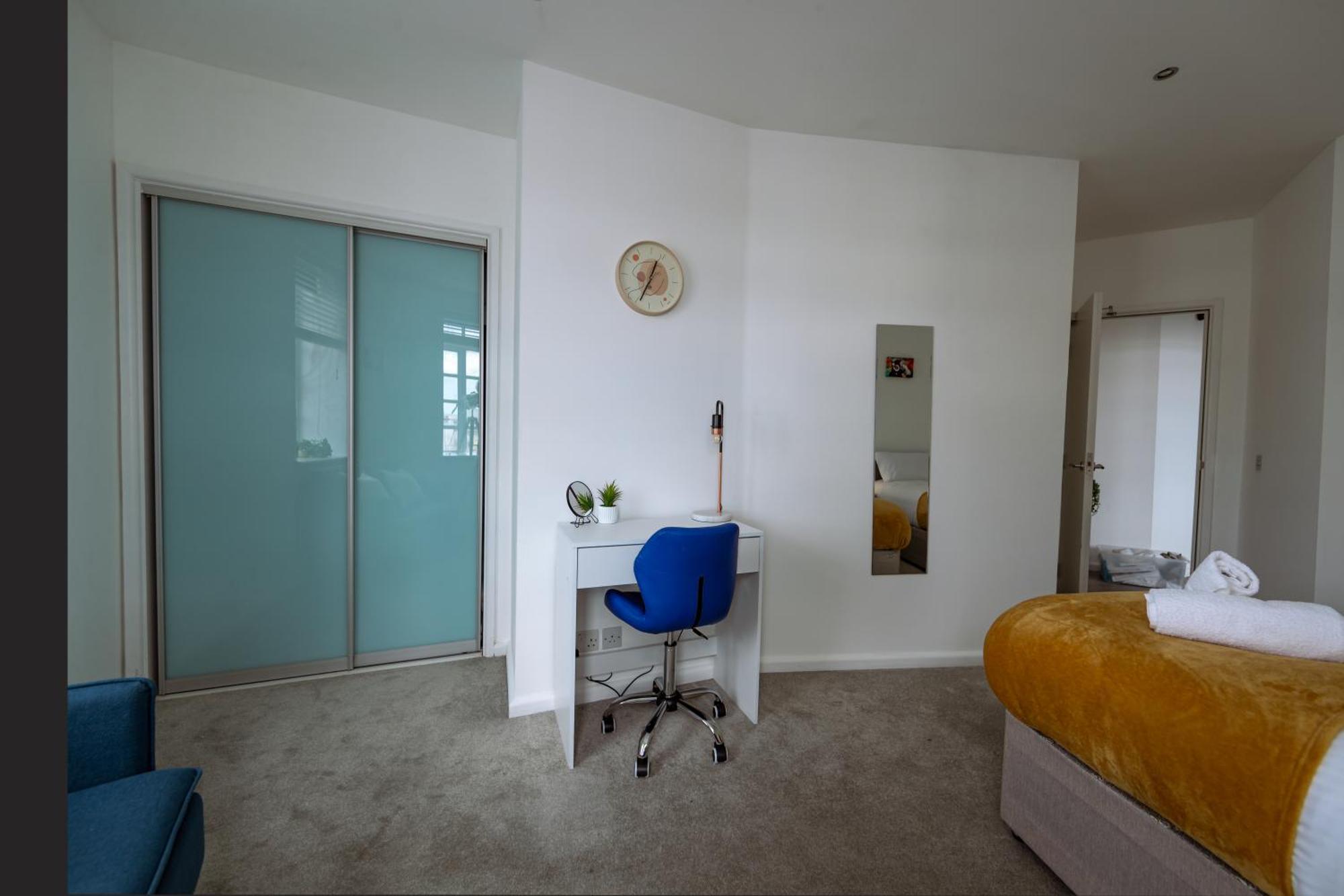 Apartment Chesterfield Apartment, City Central *