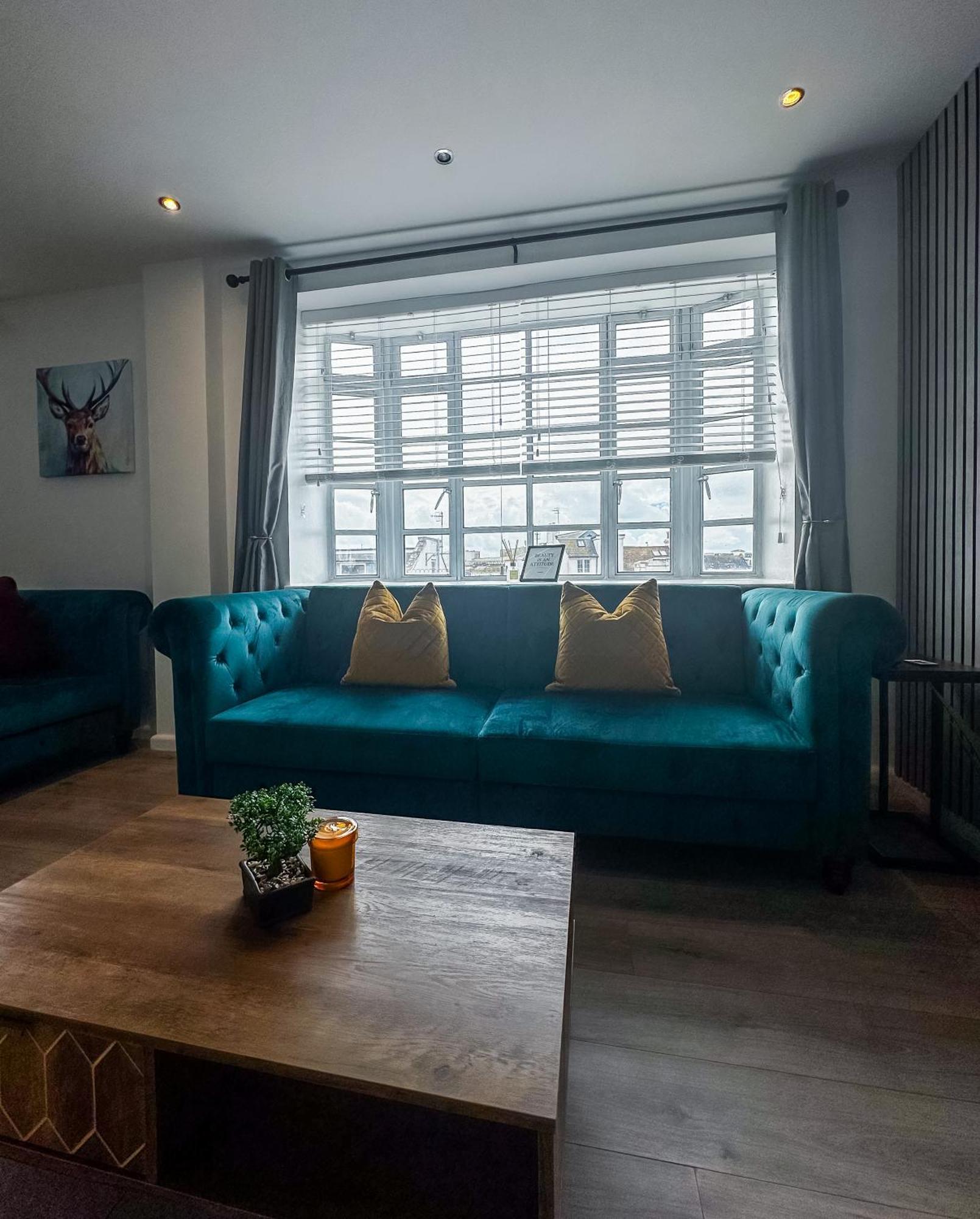 Chesterfield Apartment, City Central Apartment Brighton