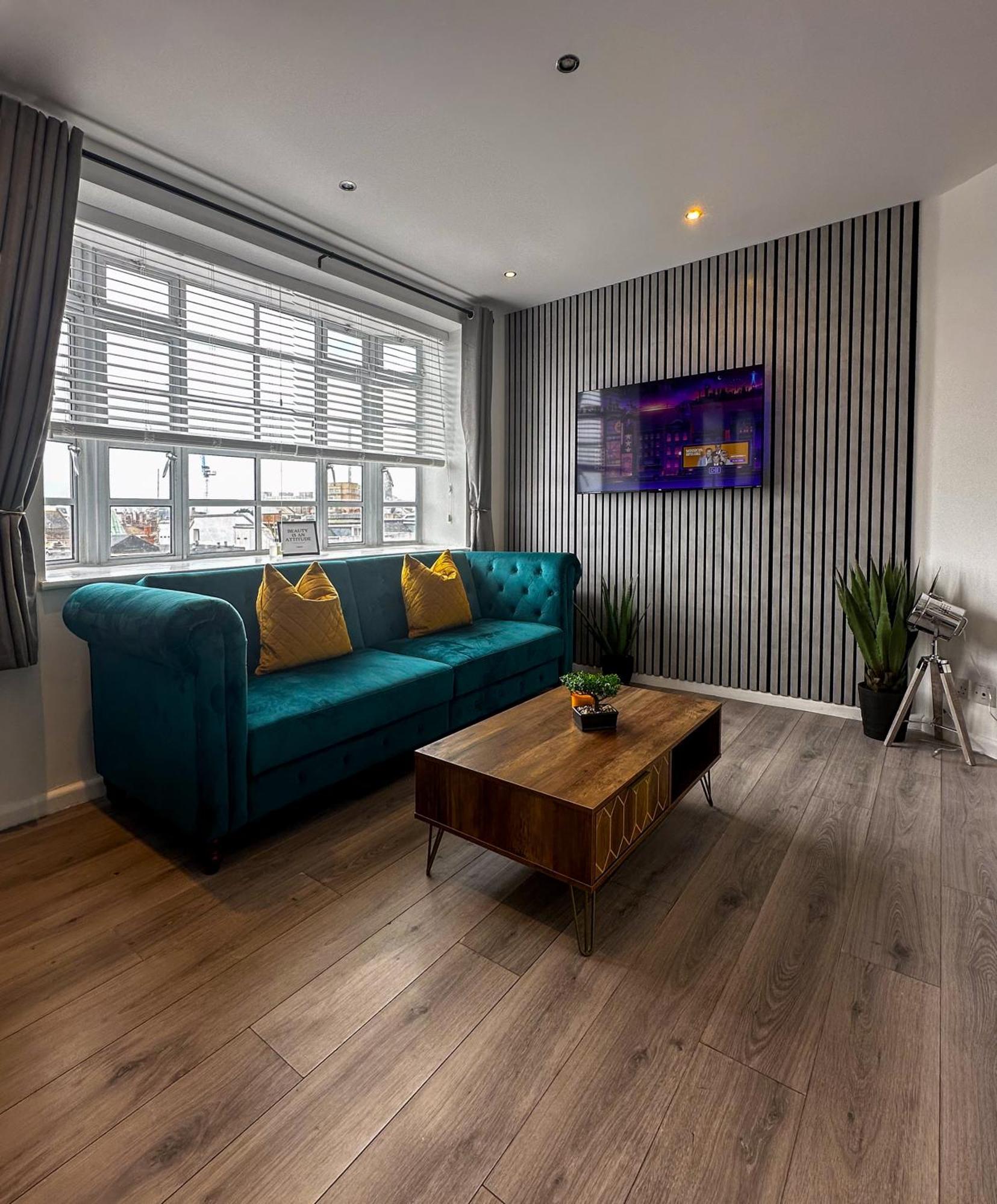 Chesterfield Apartment, City Central Apartment