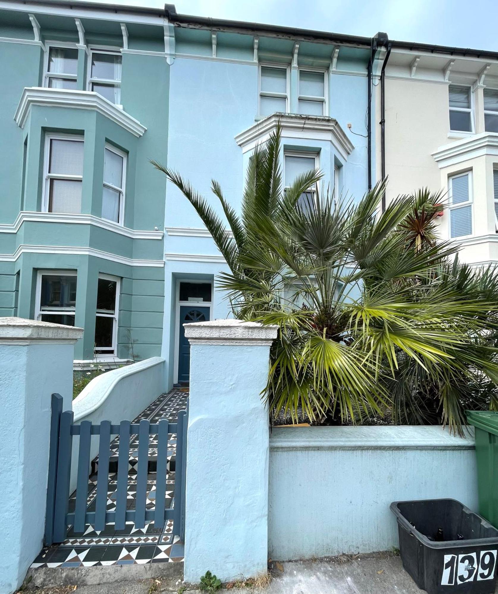The Palms Brighton