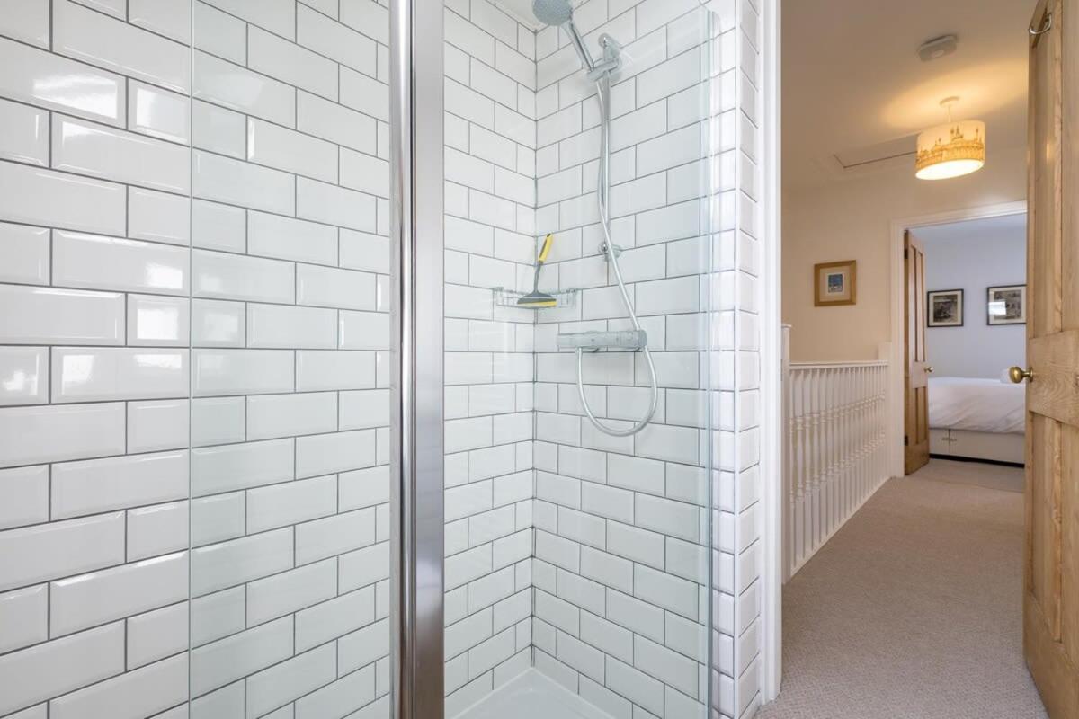 Host & - Millfield Brighton