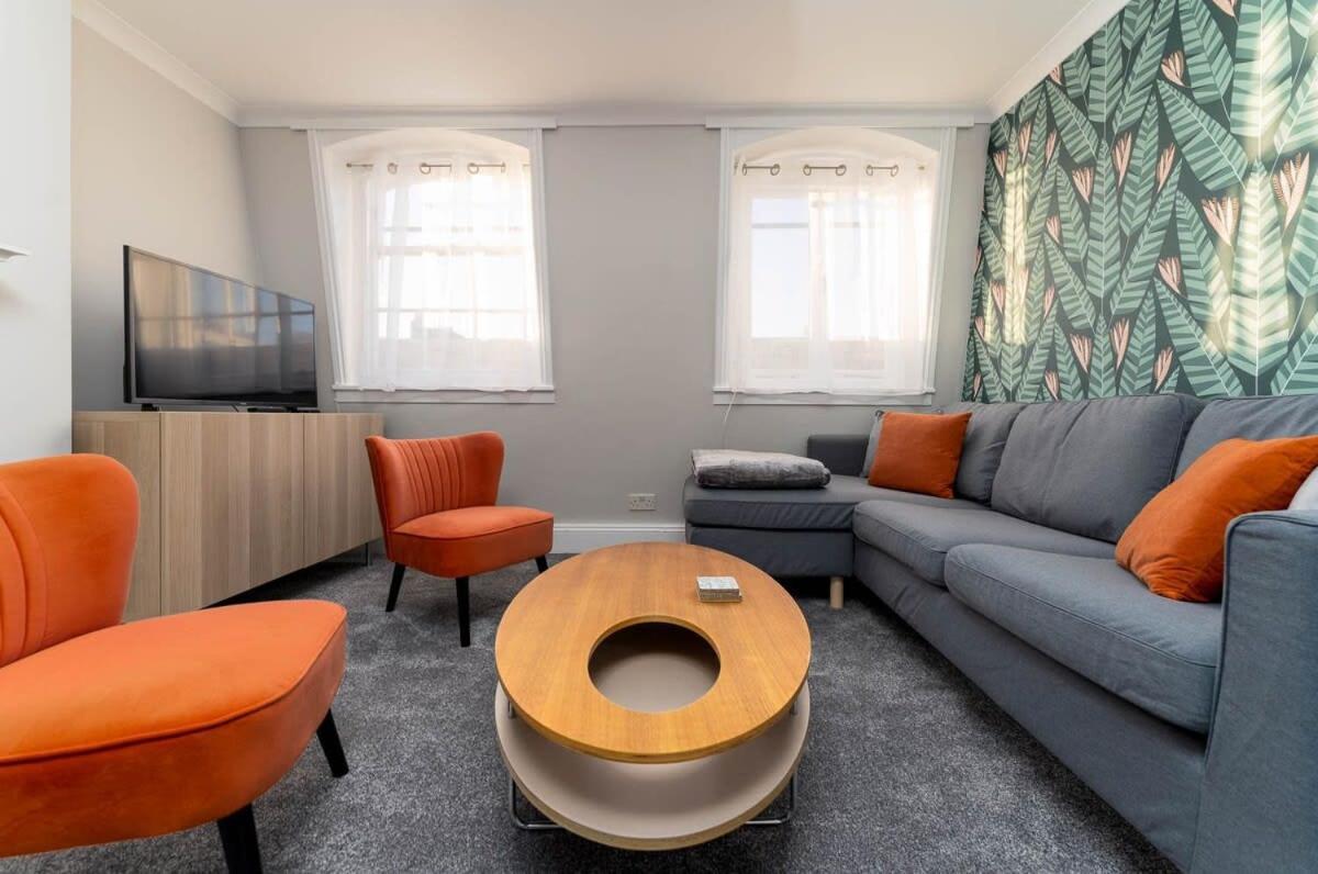 Apartment Host & - Portland