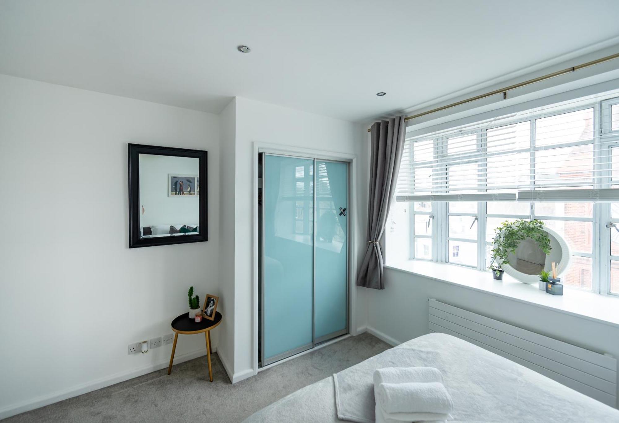 Central City View Apartment Brighton