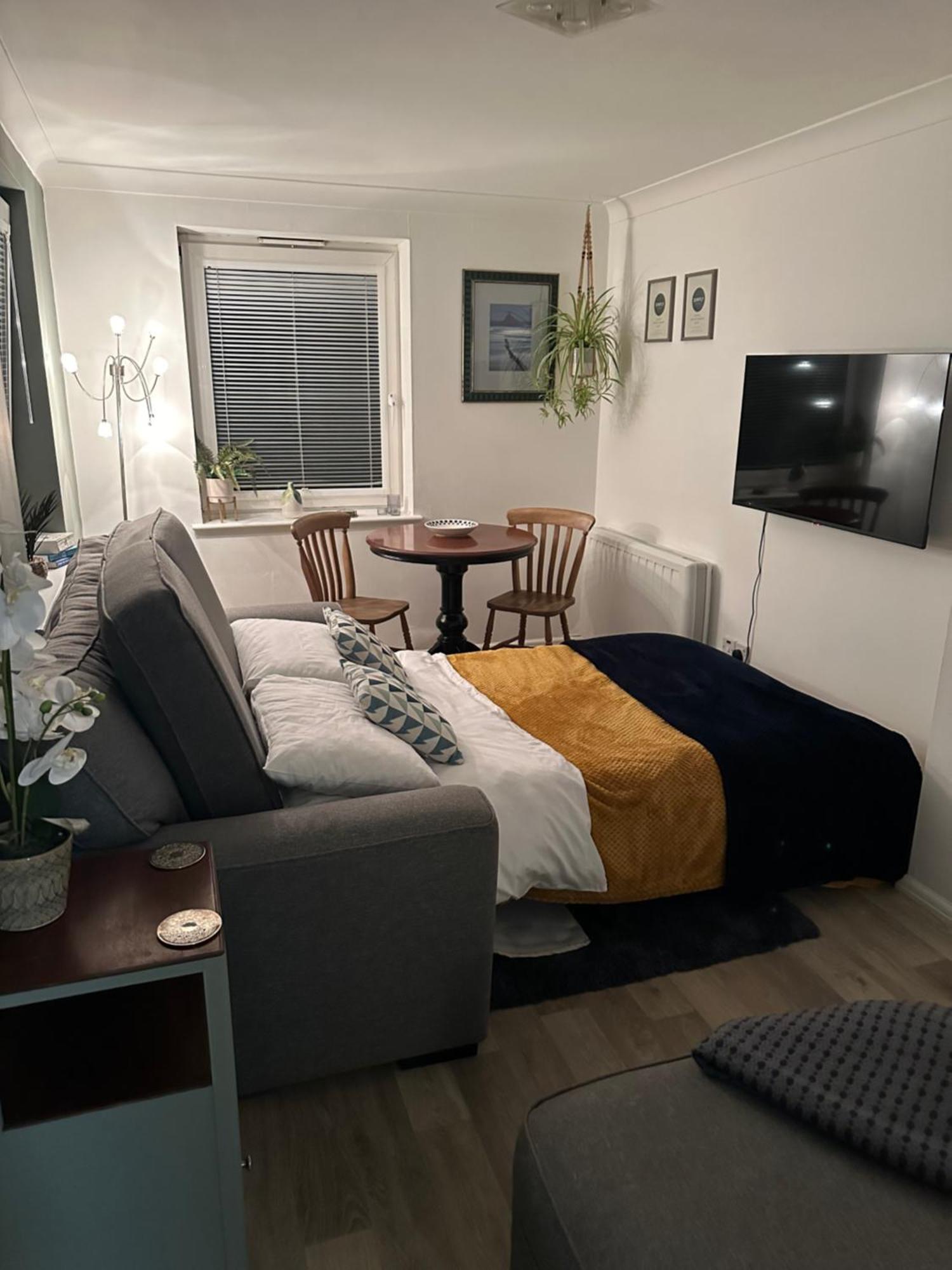 Move Up 365 ' A Stones Throw ' Apartment Brighton